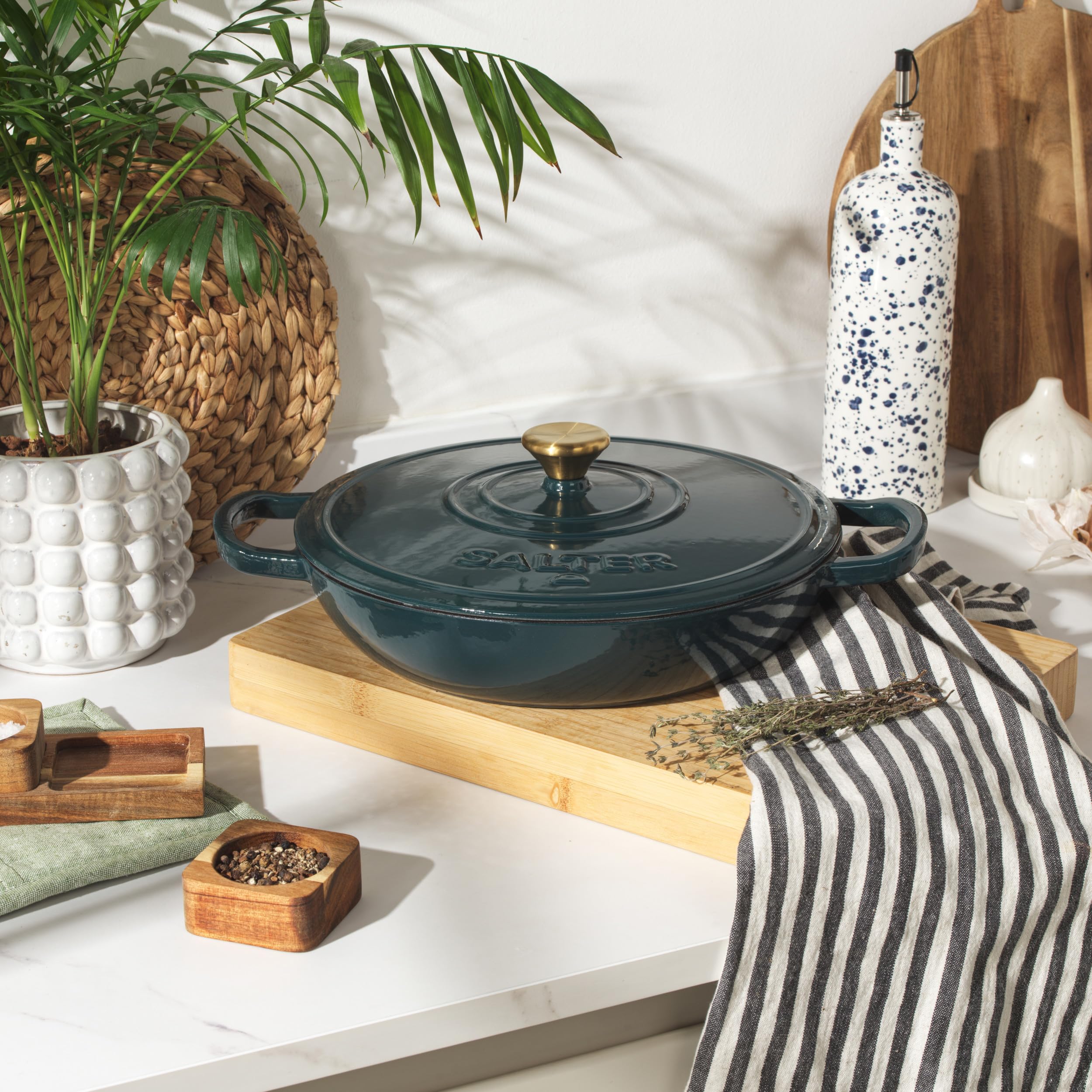 Salter Chester Casseruola Bassa in Ghisa – Verde, 30CM, Coperchio Autoabbracciante, Dutch Oven, Da Piano Cottura a Forno, Adatta a Tutti i Tipi di Piano Cottura Inclusa Induzione, Capacità 2.8L