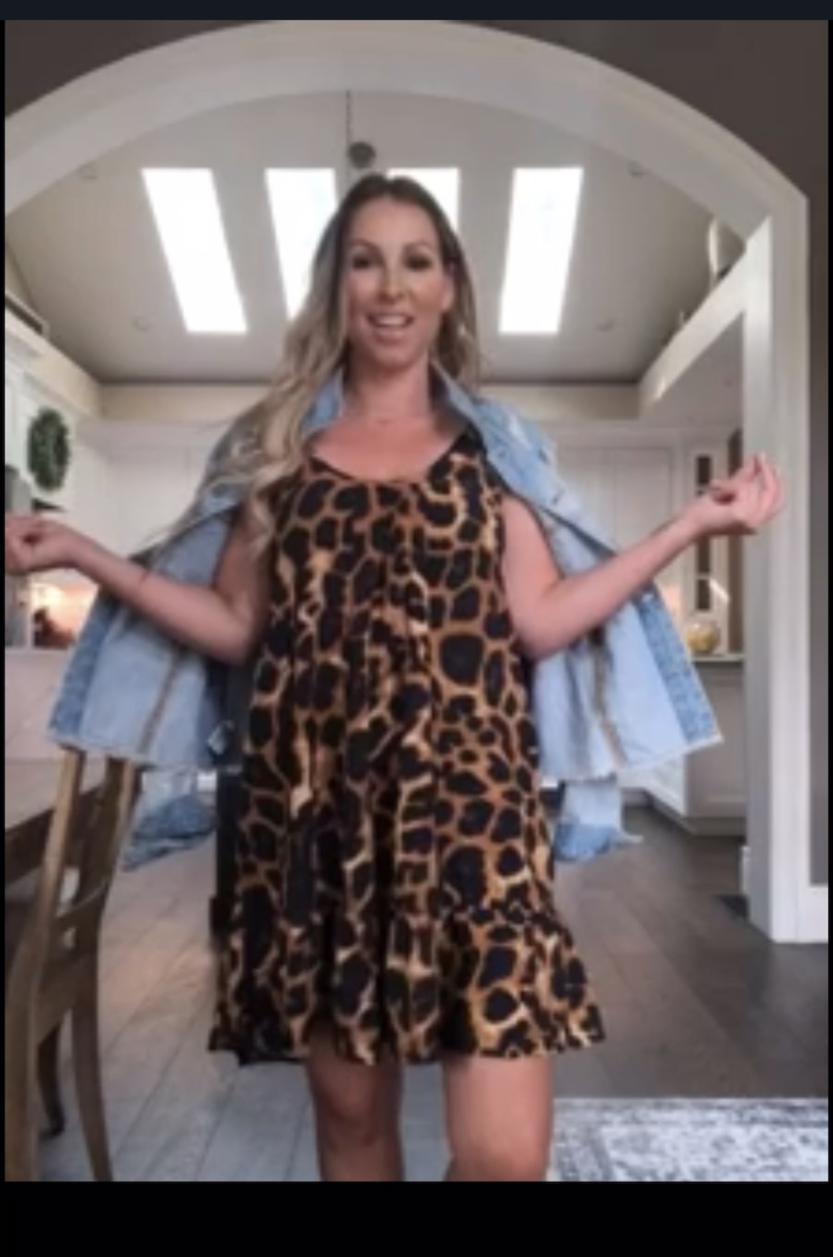 COLOWANA Women's Boho Floral Mini Dress - Spaghetti Strap V Neck Summer Sundress With Pockets