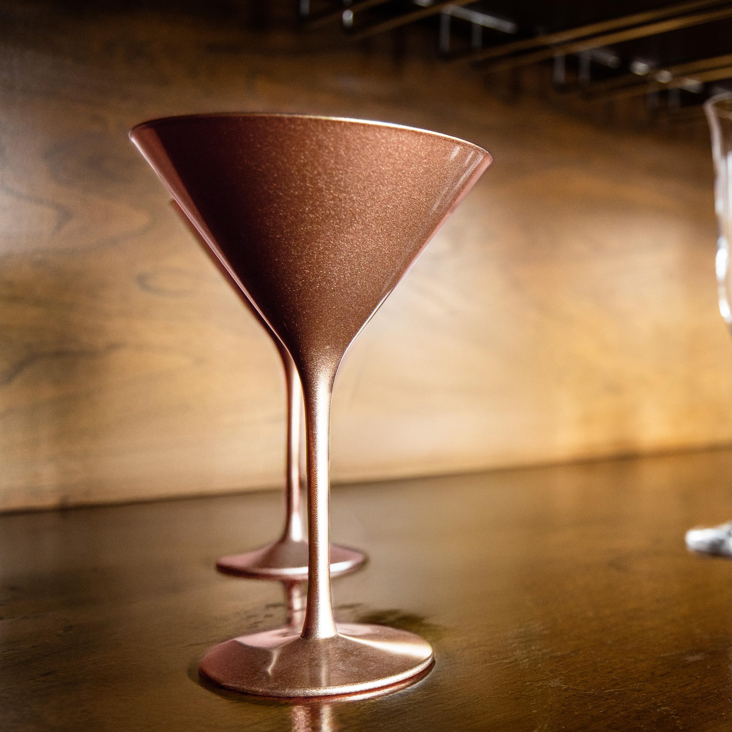 Stölzle Lausitz Kieliszki do Koktajli Elements Brązowe Set 6 Sztuk 240 ml – Eleganckie Kieliszki Idealne do Martini & Manhattan – Brązowe Kieliszki Martini z Kryształu – Można Myć w Zmywarce