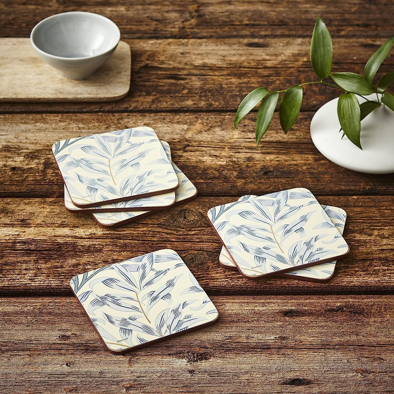 Pimpernel Morris & Co Willow Bough Blue Coasters, Set of 6 - Heat-Safe Drinkware Mats with Floral Design & Cork Backing for Dining Table Styling & Giftable Tableware for Special Occasions