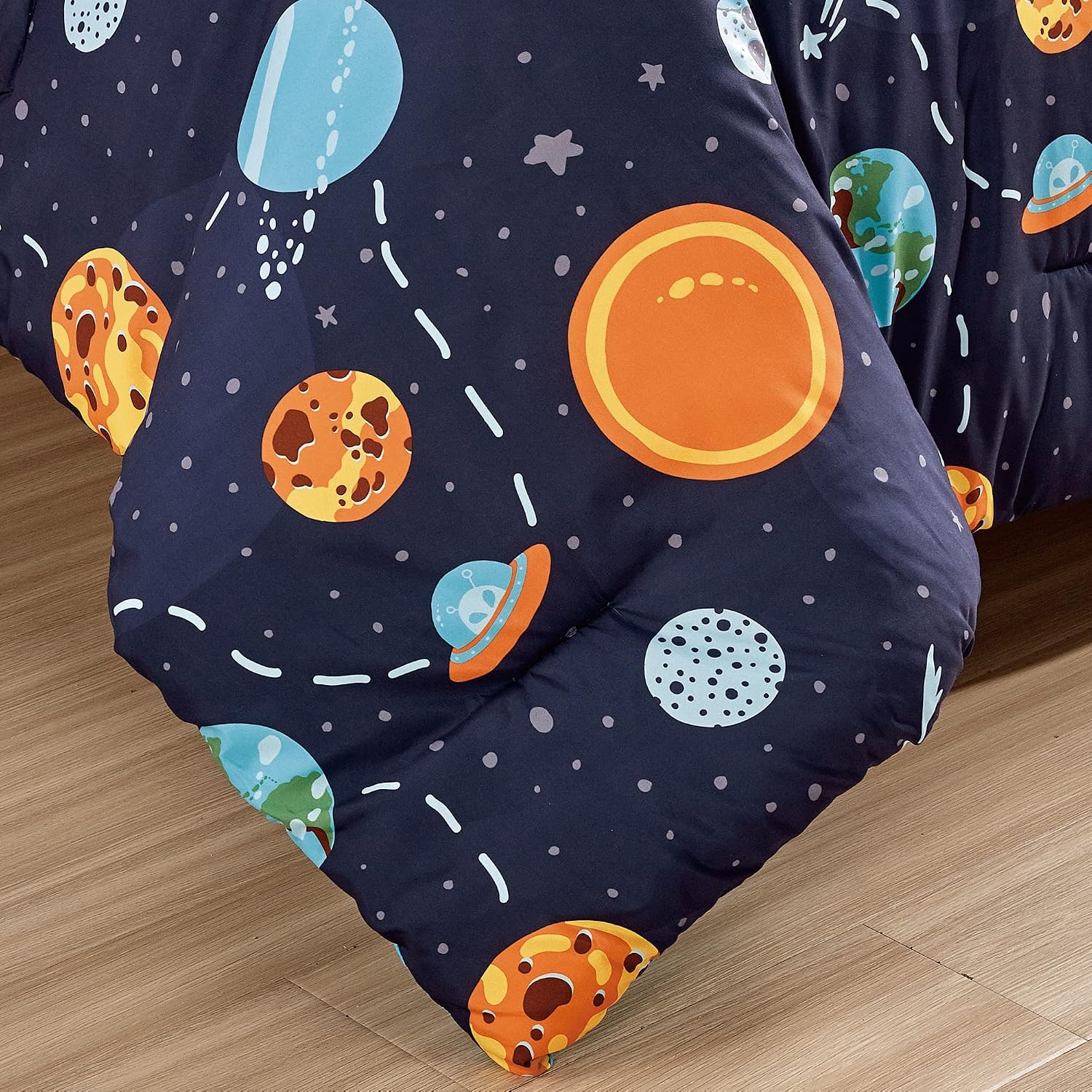 ESCA Universe Blue Orange Kids Comforter Set with Pillow Shams, Toy Throw Pillow Cushion - Full/Queen Sizes - Kids Bedding Set