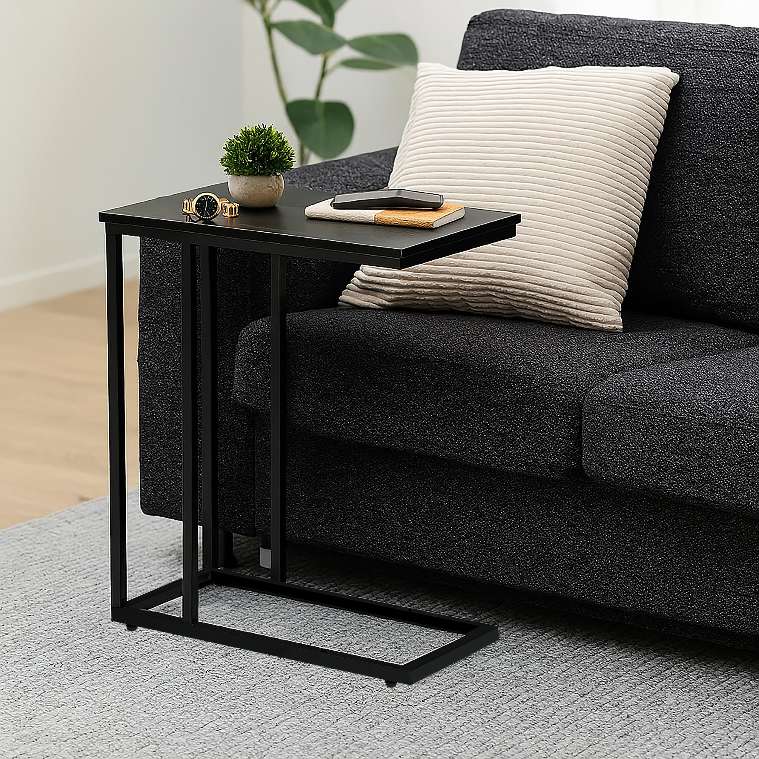 Relaxdays Tavolino da Divano a Forma di C, HLP: 79x60x30 cm, Tavolo Laterale da Salotto e Letto, Ferro e PB, Nero