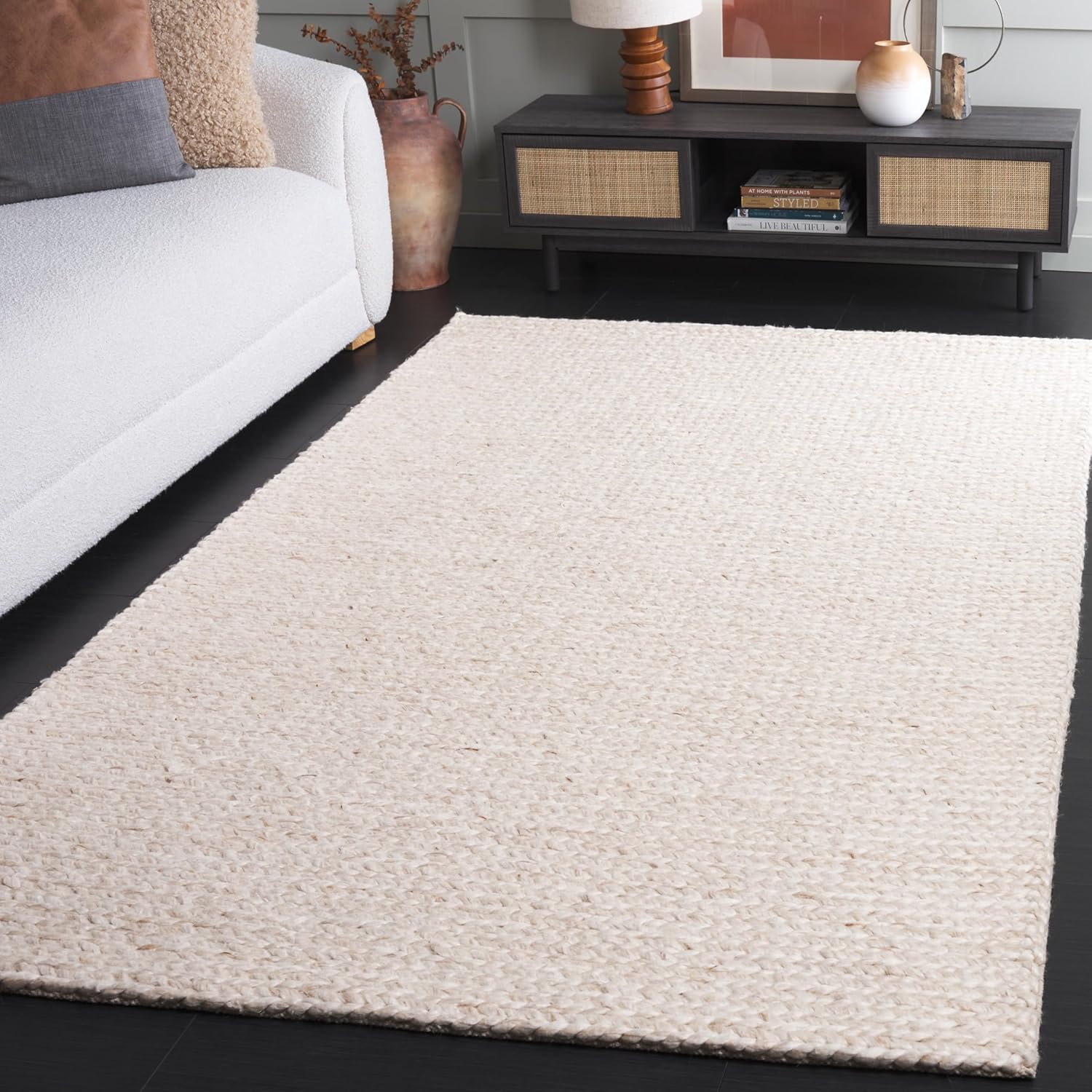 SAFAVIEH Natura Collection Runner - 2'3" x 8', Light Beige, Handmade Wool & Viscose, Ideal for The Living Room, Dining, Bedroom (NAT254A)