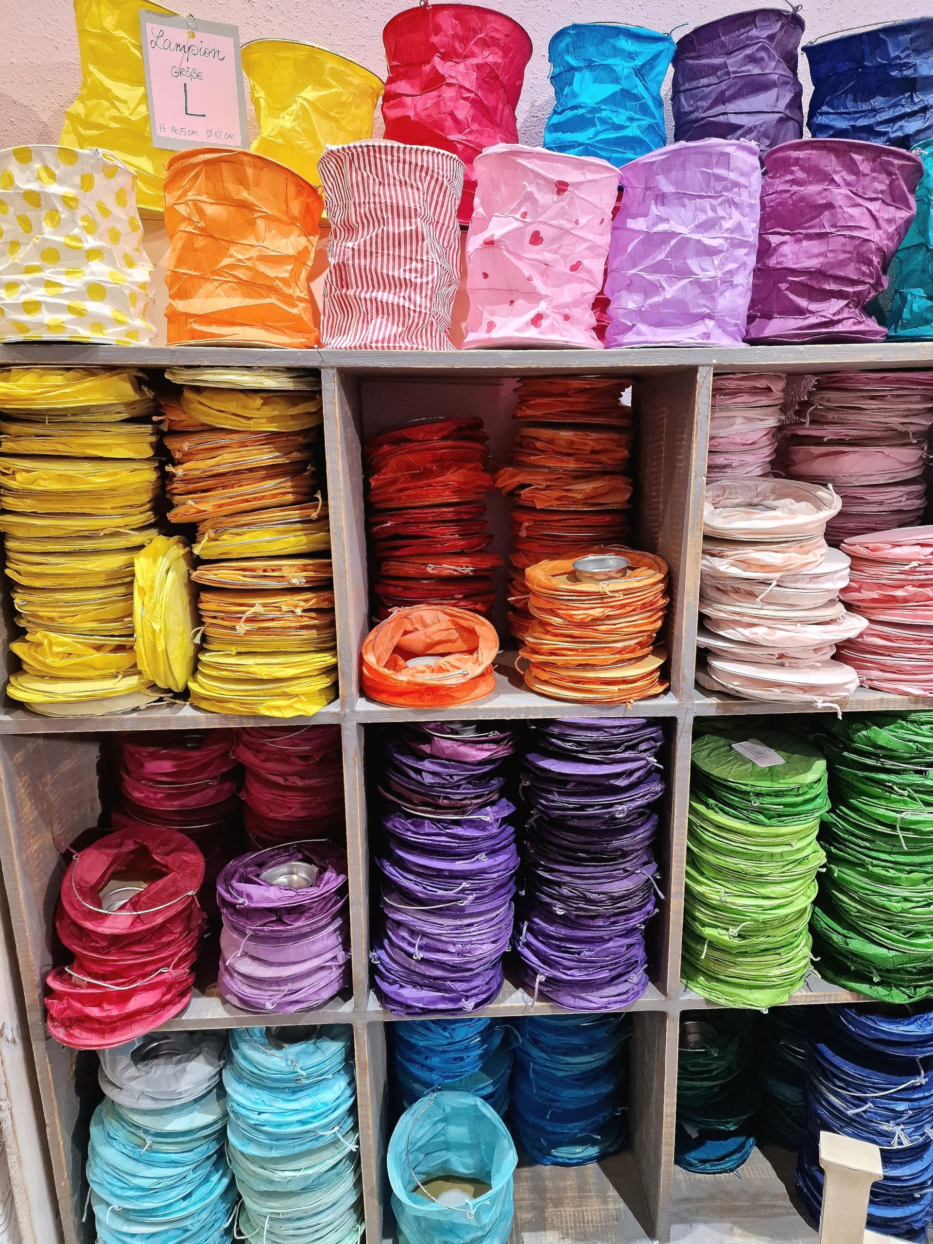 Papier-Lampions (10 St.) • Lichtertüten in Rainbow • Partydeko für Hochzeit, Geburtstag, Fasching • Größe L