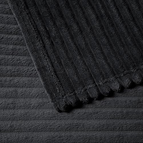 Vista 133 de Vessia Manta de franela de forro polar, 300GSM, acogedora manta a rayas verde salvia para sofá, cama y sofá, cálida y suave, acogedora manta