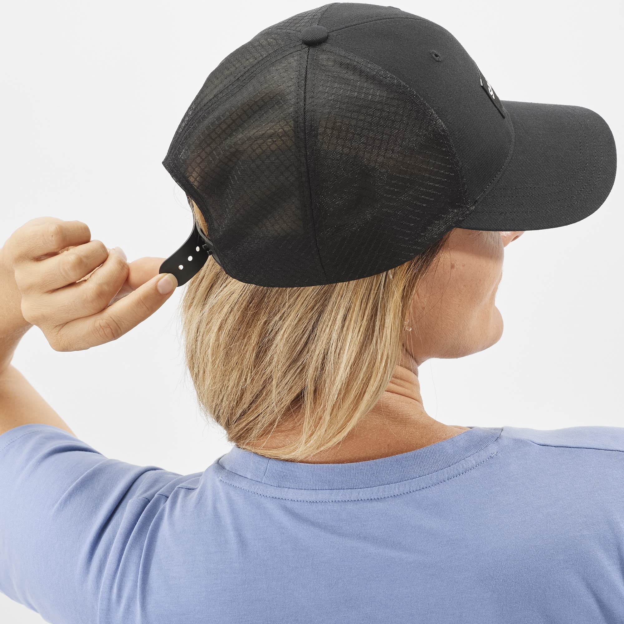 Salomon Trucker Unisex Cap with Flat Visor, Soft and Breathable Mesh, Recycled Fibers, Protect from The Sun, Bold Style