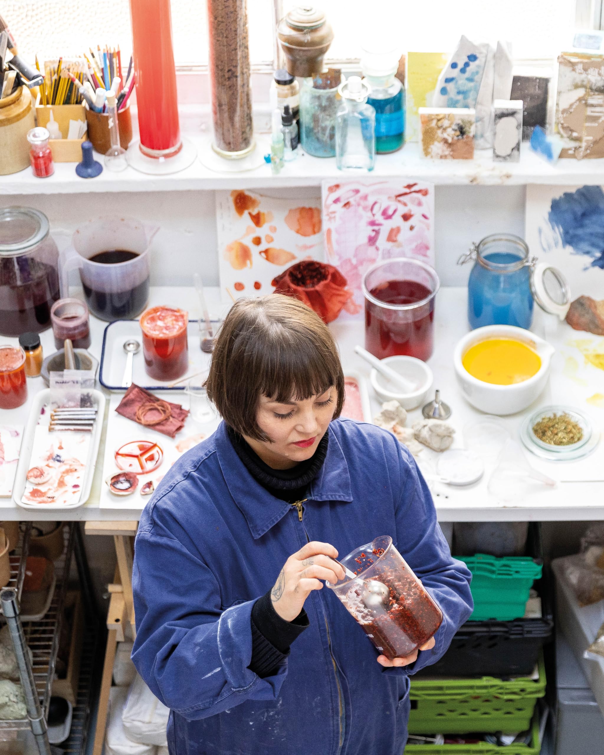 The Natural Pigment Handbook: A Maker’s Guide to the Art, Stories and Recipes for Creating Paint