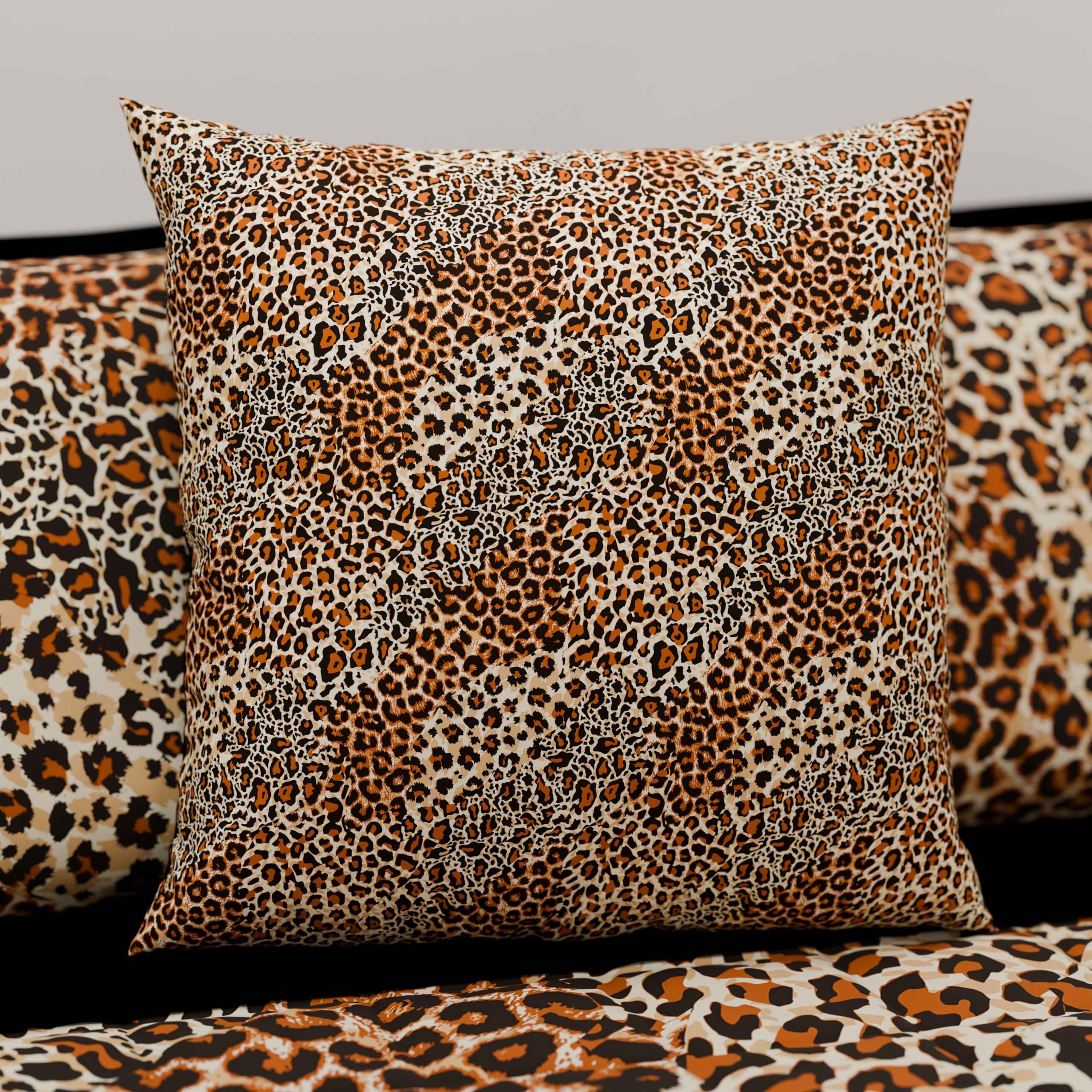 PETTI Artigiani Italiani Cusicni Pair of Pillowcases in Digital Print Winter, Canvas, Orange Animal, 30 x 30 cm, confezione da 2 - Image 2