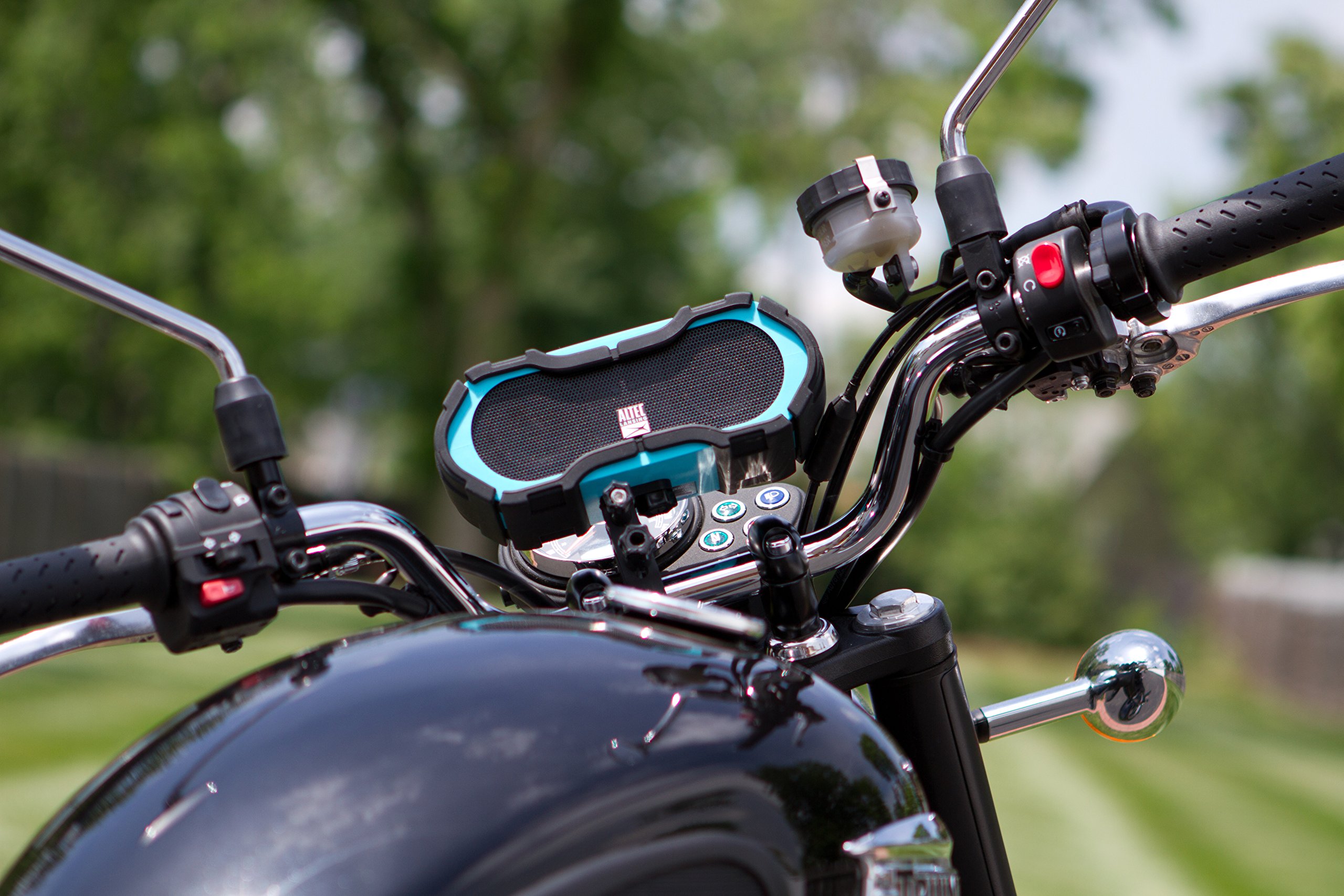 Amazon.com: Altec Lansing IMW576-BLU Boom Jacket Bluetooth Speaker