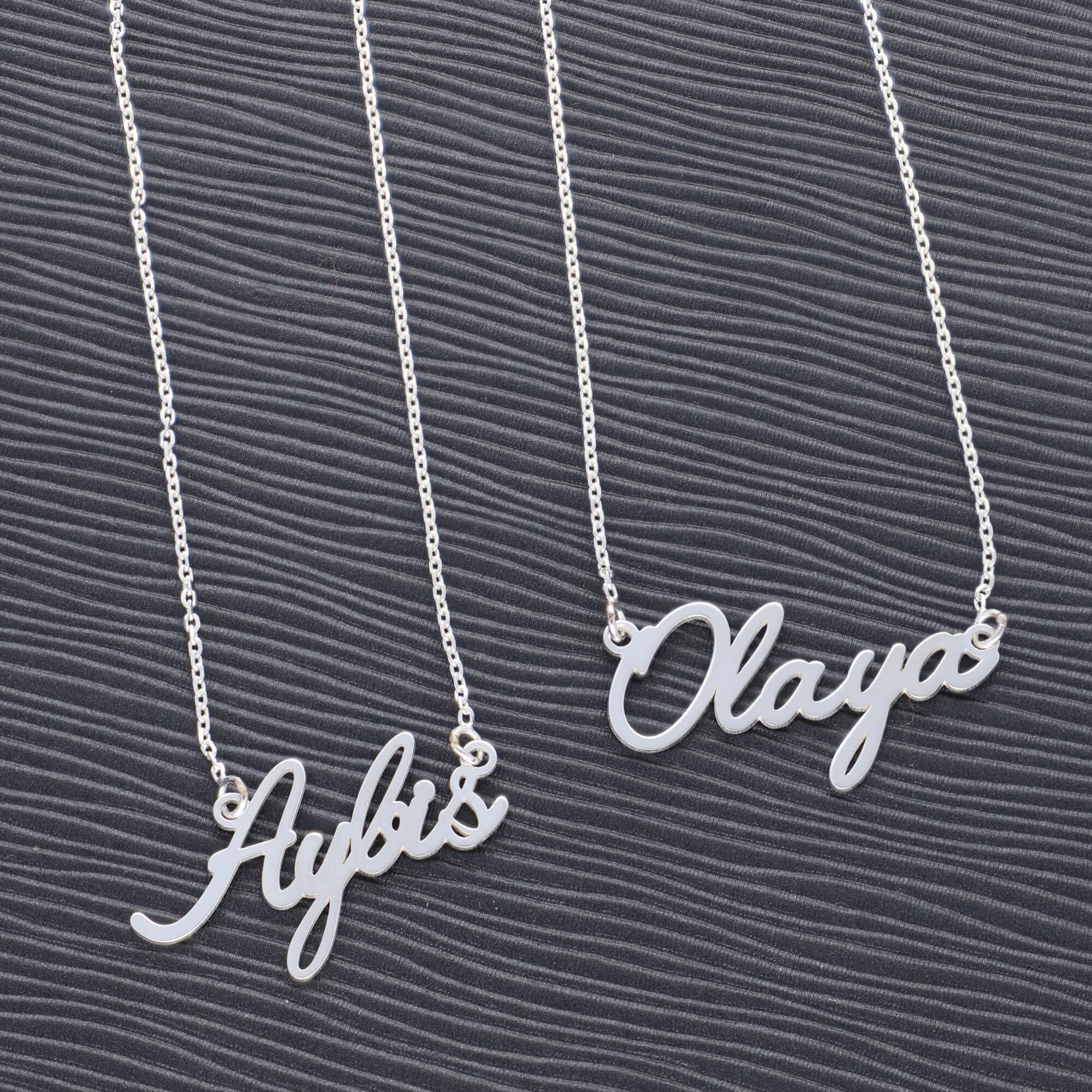 Collar con Nombre Personalizado - Plata de Ley 925/1000 para Mujer – Collar Artesanal con Cadena Ajustable - Hecho en España (Modelo Évora, Plata de Ley)