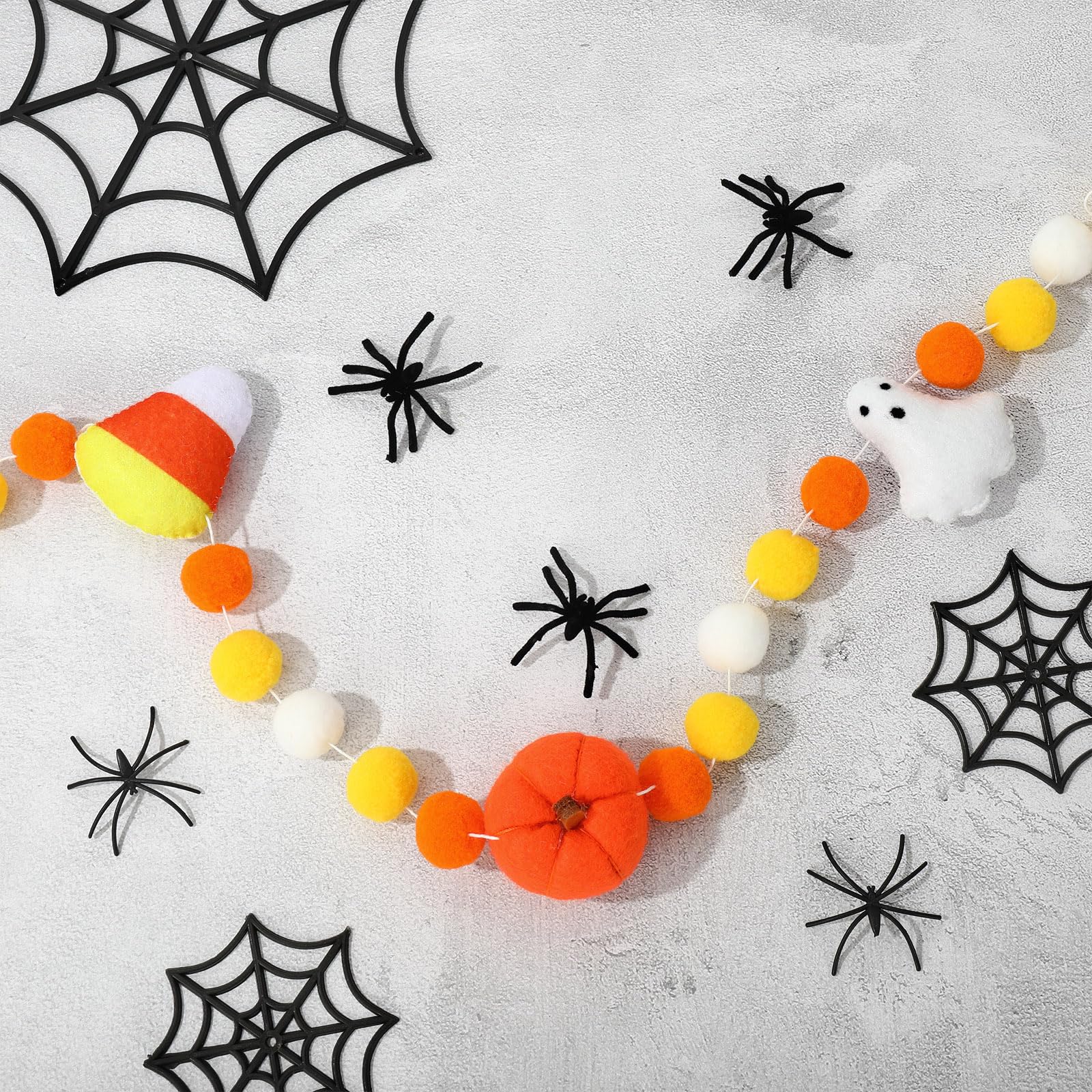 Décoration murale de la maison avec guirlande Halloween feutre Whaline