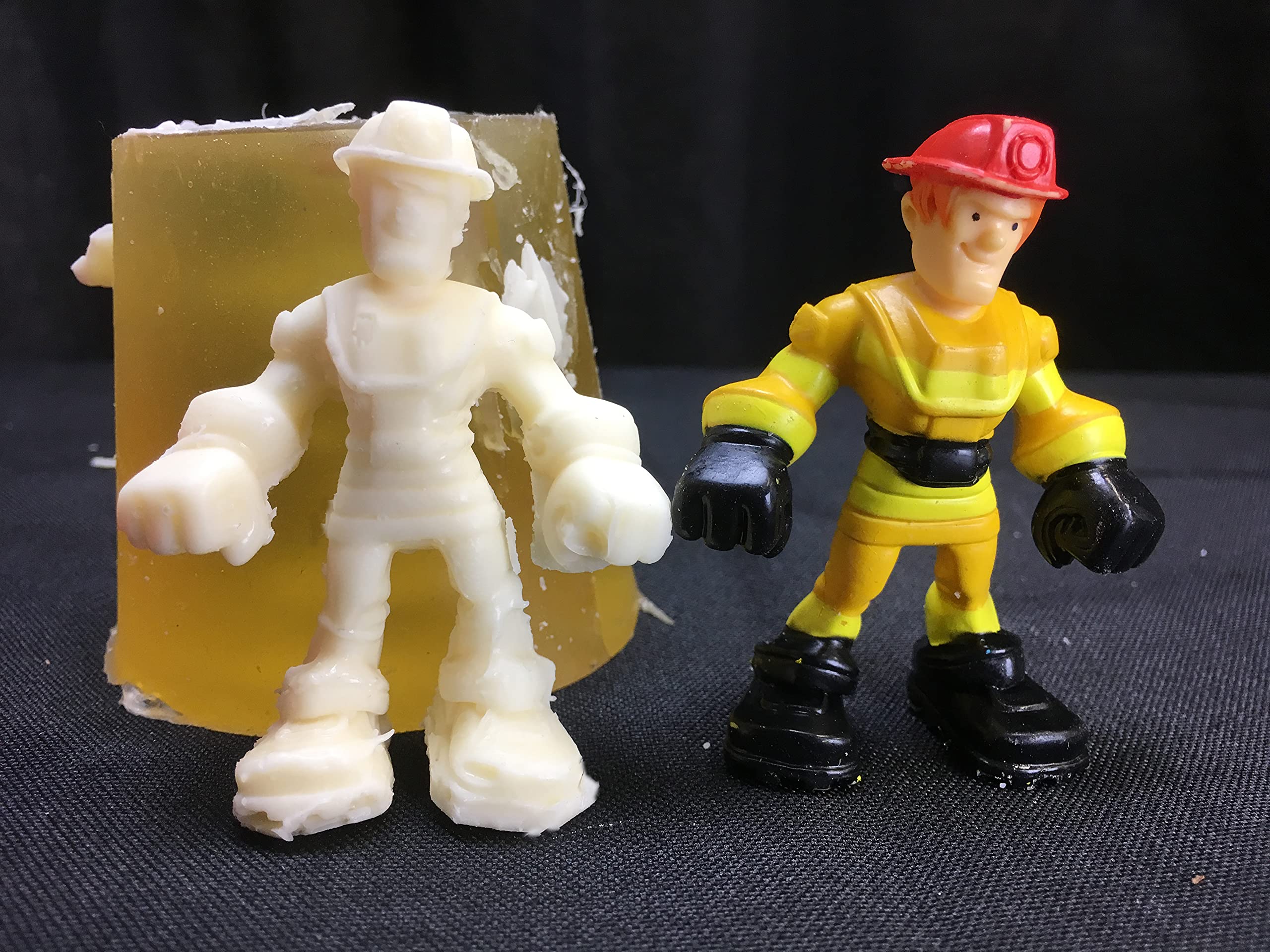 ComposiMold Food Contact Safe 20 Ounce Reusable Molding Material, Re-heat To Re-use - Image 2