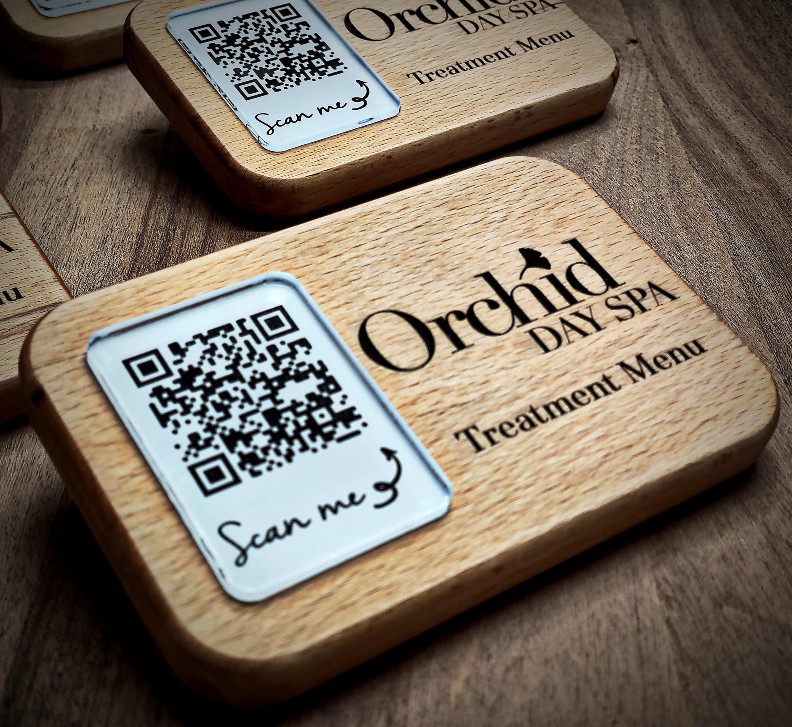 Paquete de 5 carteles de madera acrílica grabados para dejar reseñas de precios menú de pago qr soporte de señal para café, restaurante, tienda