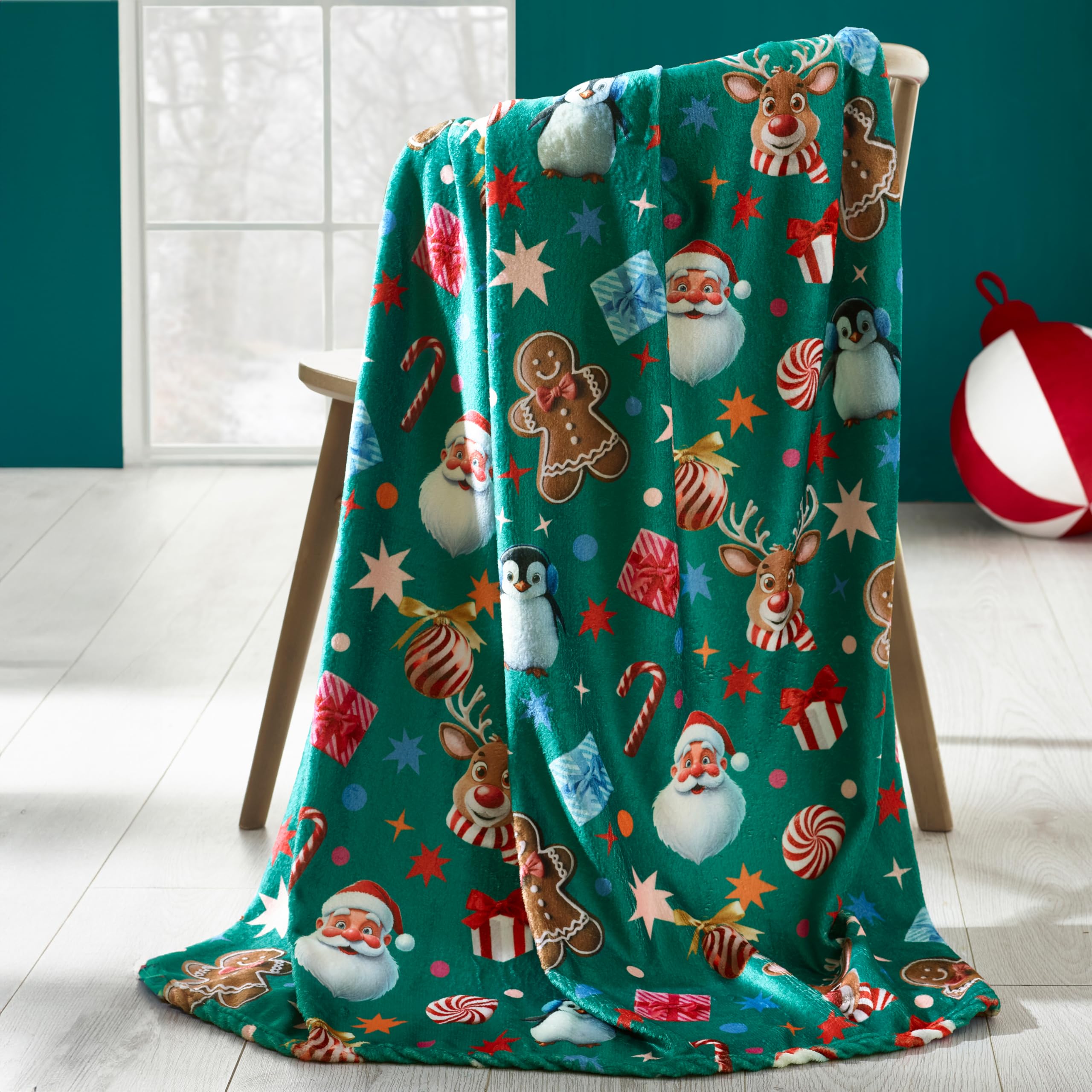 Catherine Lansfield Unisex Green 'Christmas Icons' Cosy Fleece Blanket Throw In | Size: 130Cm X 170Cm