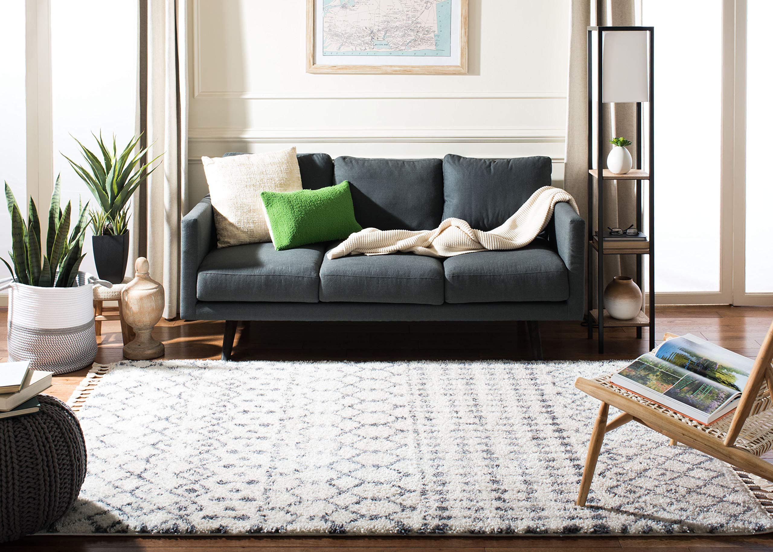 SAFAVIEH Tappeto Shag per Soggiorno, Sala da pranzo, Camera da letto - Berber Fringe Shag Collection, A Pelo Corto, Grigio e crema, 160 X 229 cm