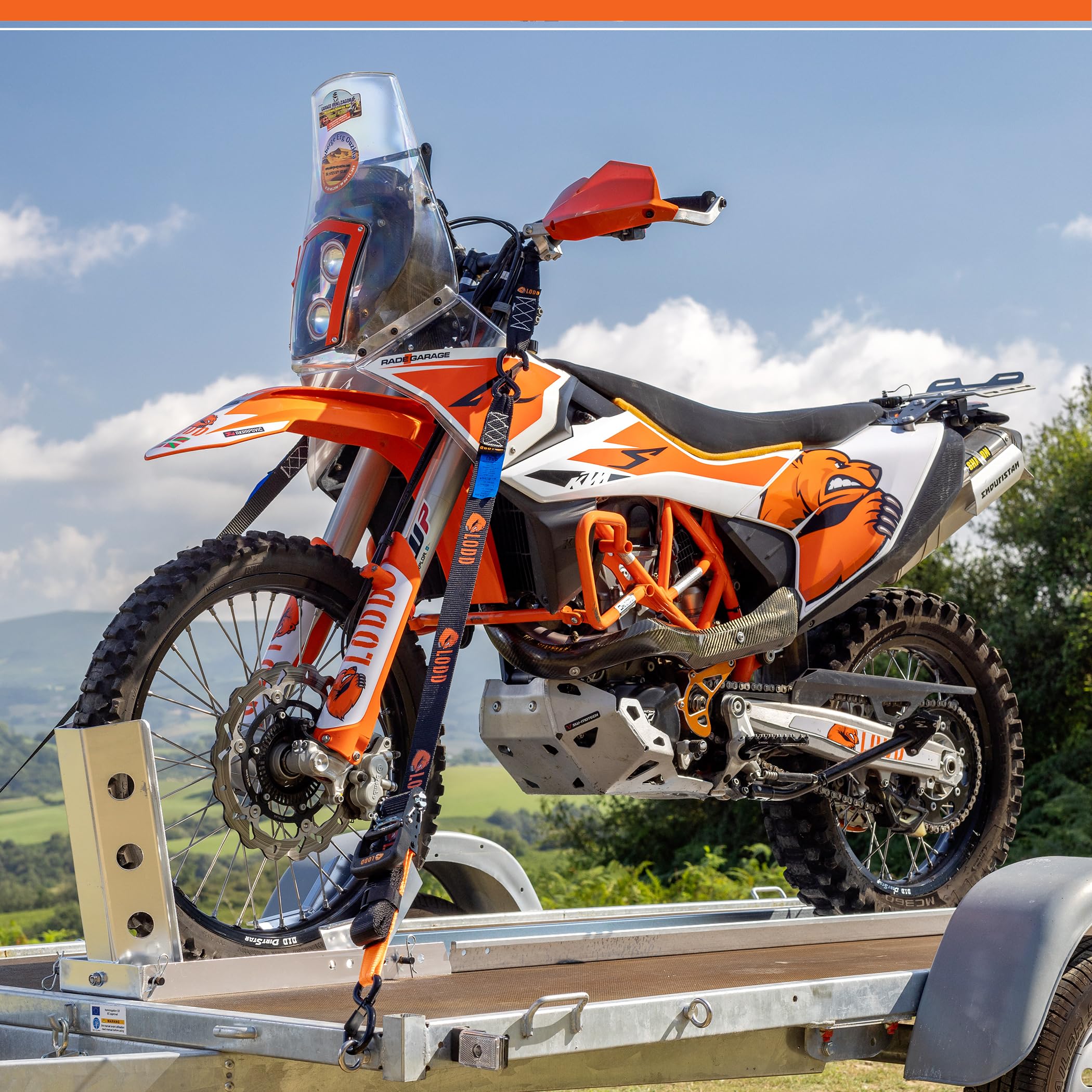 LODD - Lot de 2 Sangles d'Arrimage Moto à Cliquet 41mm x 3,4m - Crochets Sécurisés, Boucles Souples - Ultra Résistante 2000 kg - Idéal Moto, Quad, Remorque et Bateau - Sac de Transport Inclus