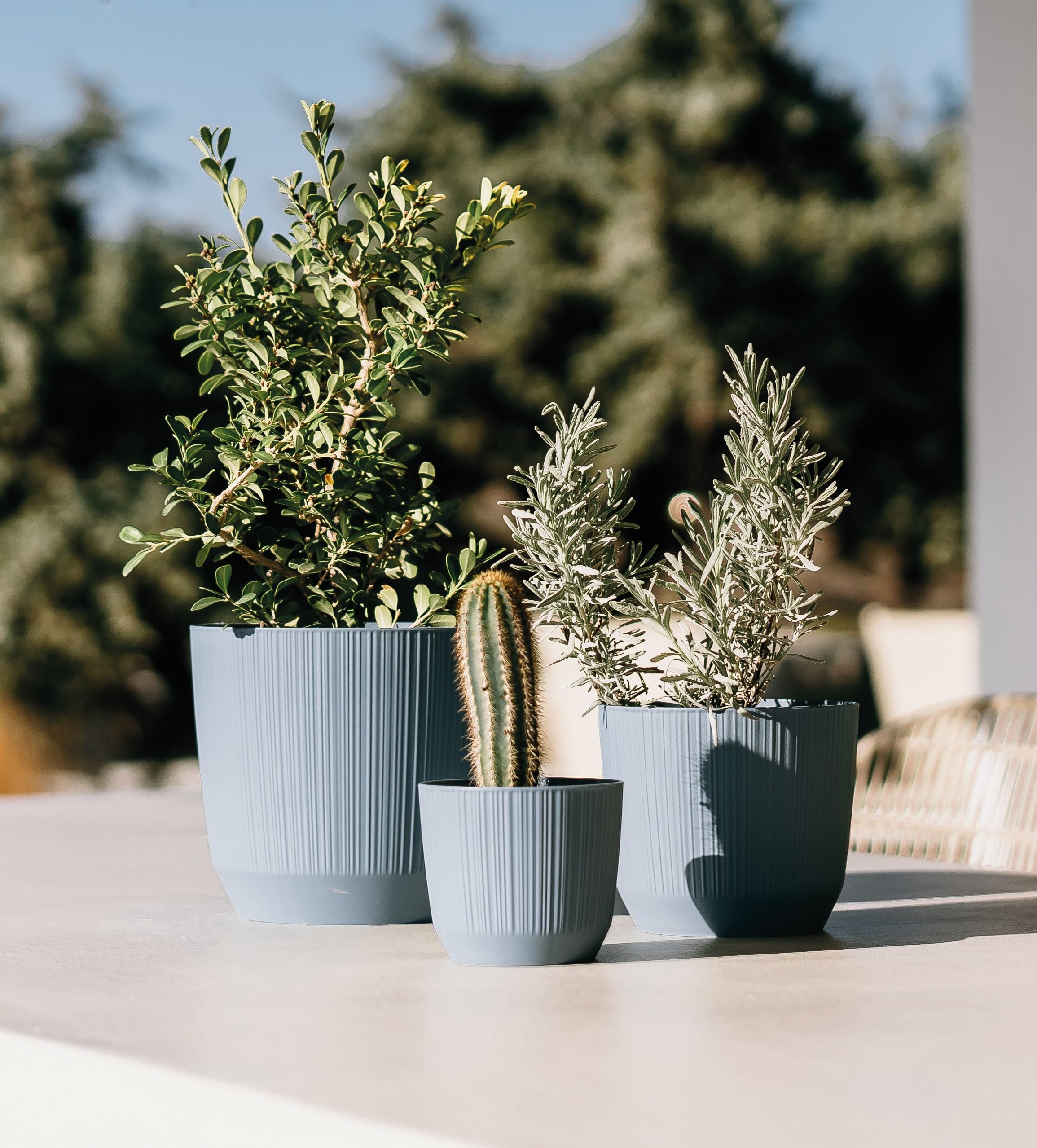 Tymar Blumentopf Mit Füßen 2er-Set - Moderne Übertöpfe In EcoGrün Ø26cm Für Innen & Außen