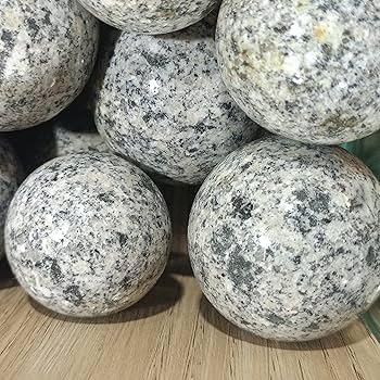 Amazon.co.jp: 美しい 3-4 センチメートル 1pc 天然水晶花崗岩石ボール Amazon.co.jp: 美しい 3-4 センチメートル 1pc 天然水晶花崗岩石ボール