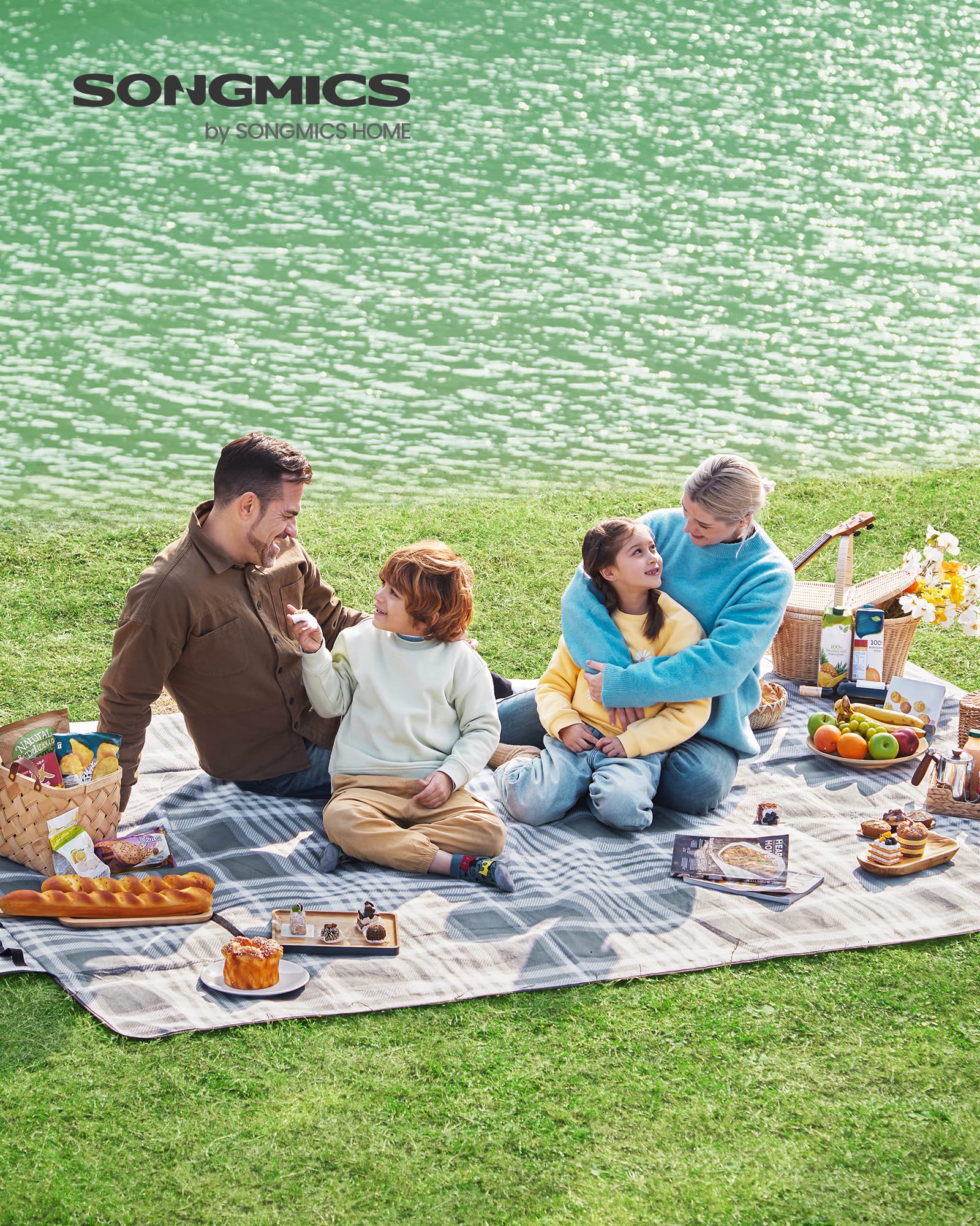 SONGMICS Coperta Picnic, 300 x 200 cm, Grande Telo da Campeggio, Parco, Giardino, Esterno, Spiaggia, Strato Impermeabile, Pieghevole, Grigio e Bianco GCM006G03