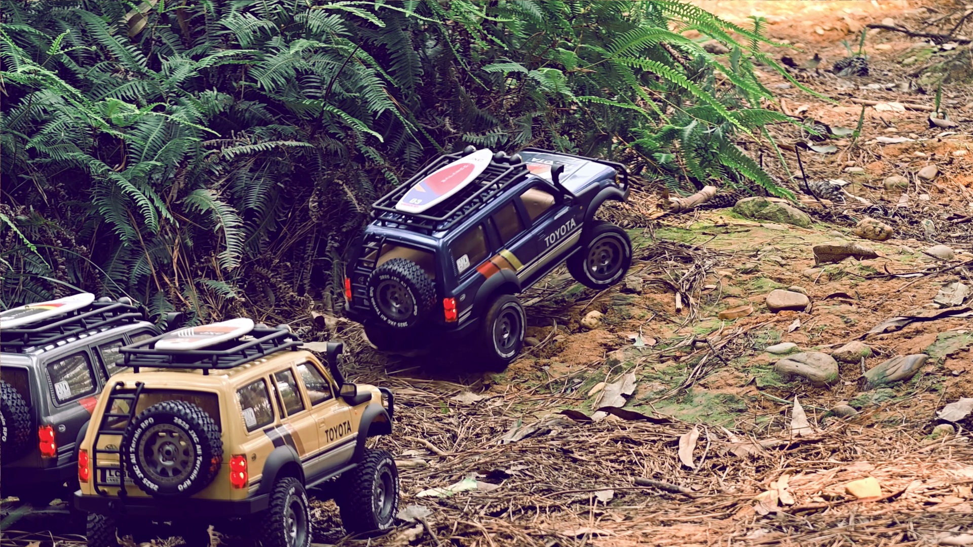 Amazon.co.jp: JXC 1:12 ランドクルーザーLC80 Land Cruiser 80