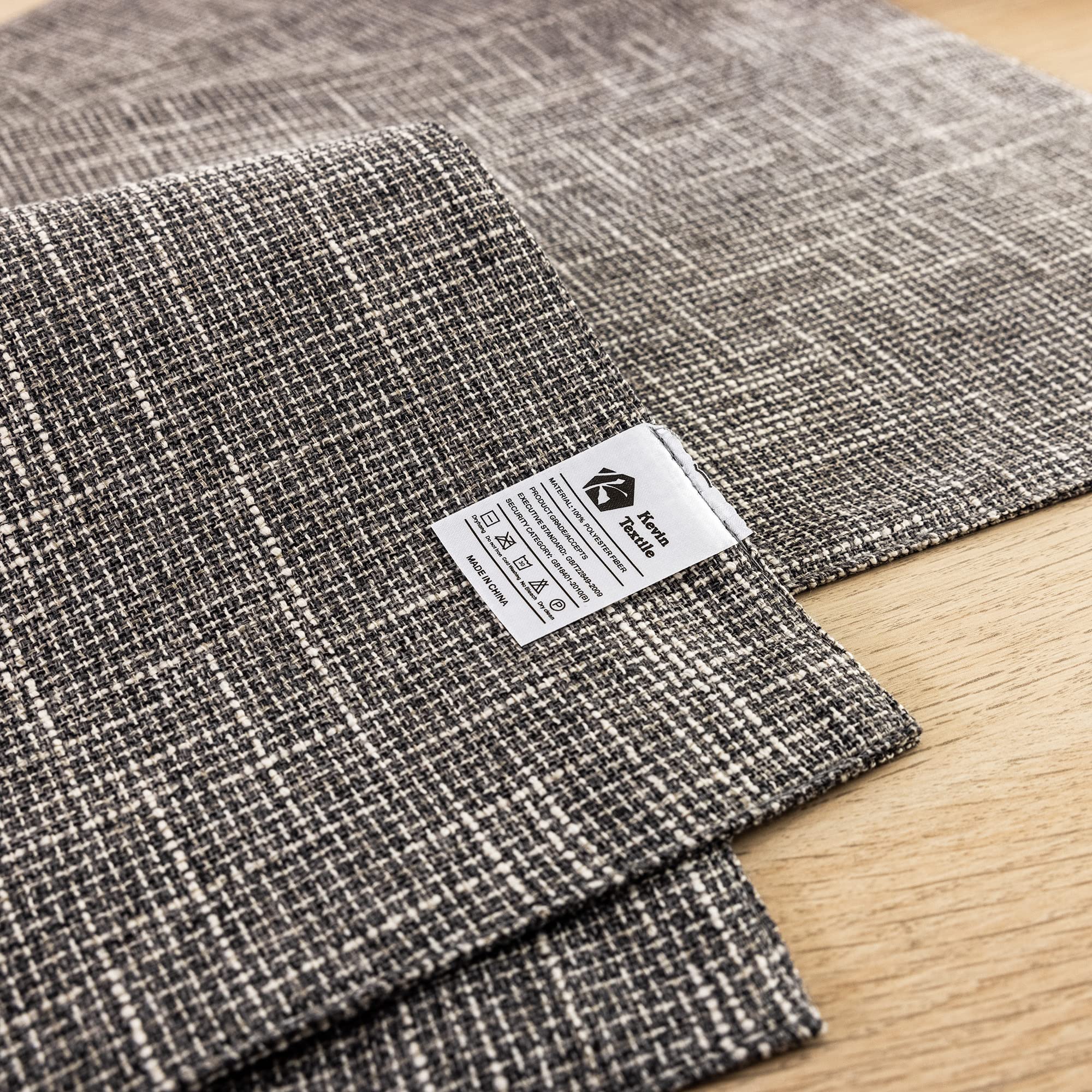 Kevin Textile - Juego de 4 manteles individuales lavables resistentes al calor para fiestas, cena buffet, 33 x 48 cm, color gris claro