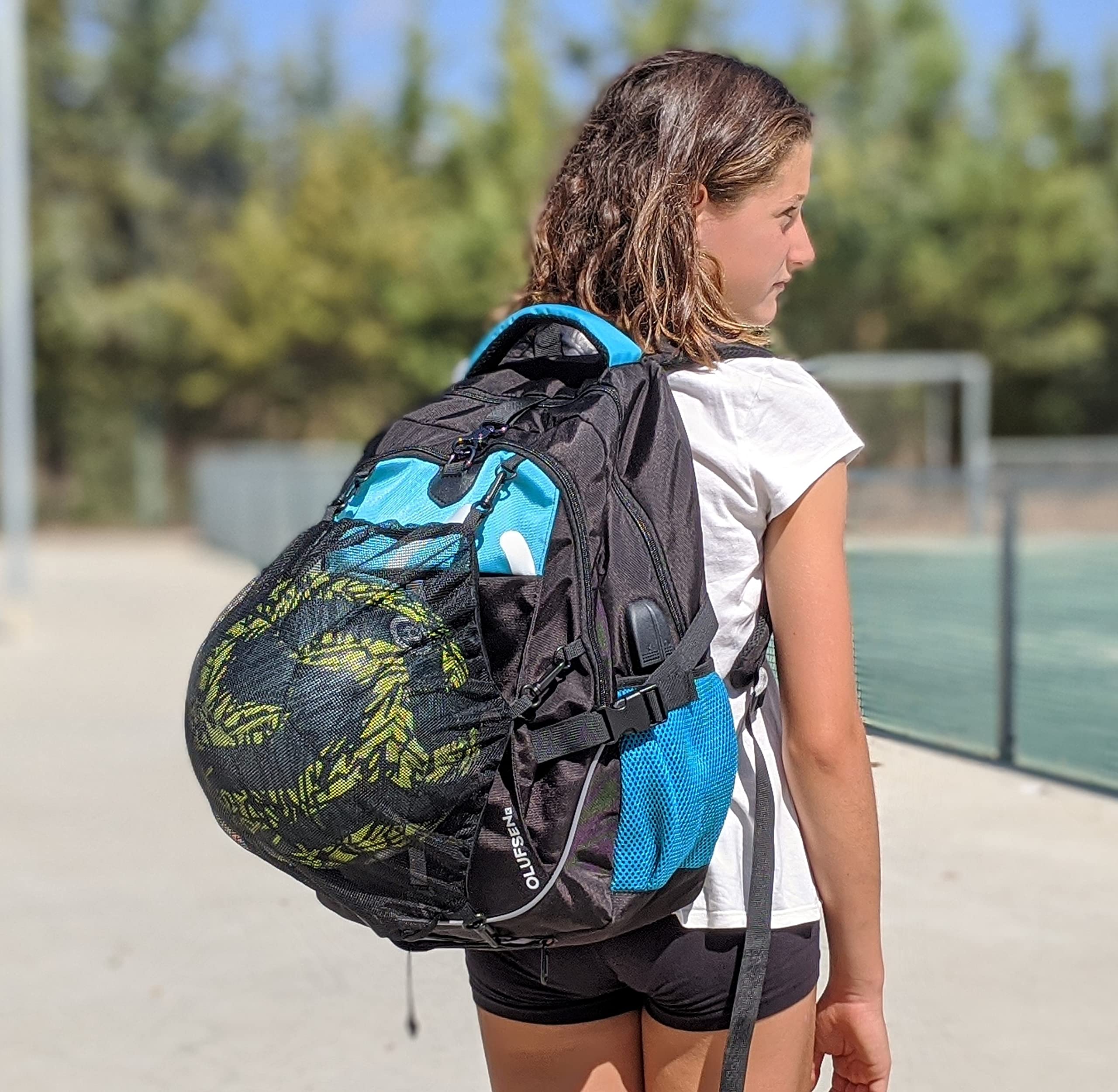 Mochila Polivalente BONN con Red Desmontable Porta Balones y Cascos Puerto USB Auriculares Hebilla Antirrobo