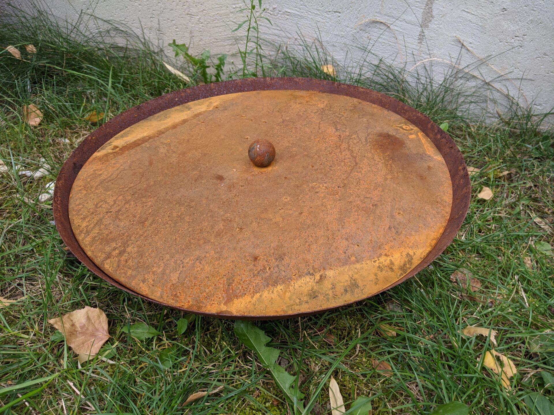 Zen Man Edelrost Garten Feuerschale mit Topfdeckel Rost Gartendeko (Feuerschale:d=60cm H16cm, 1.8mm)