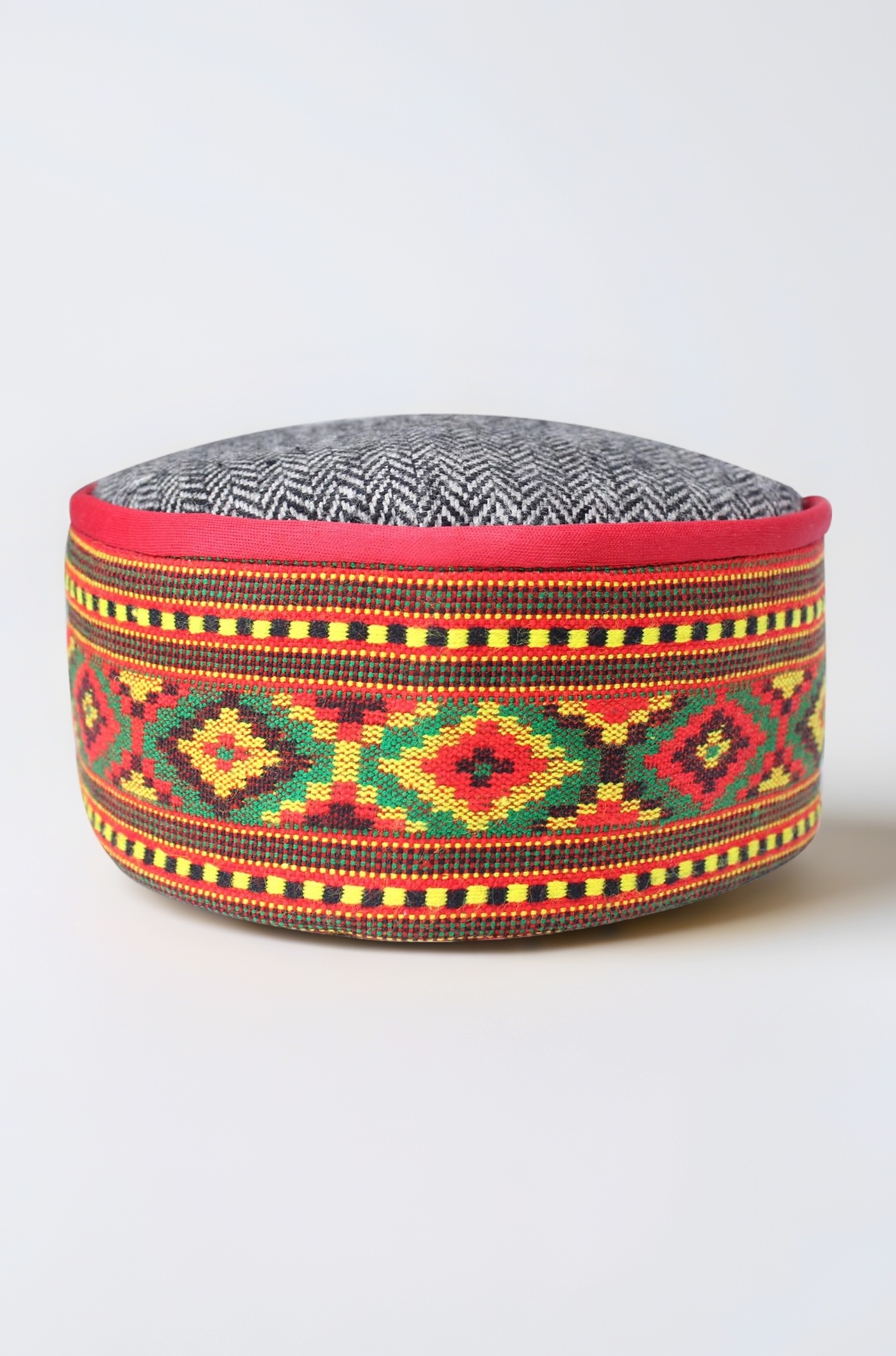 KYNA Kullu Patti Pahadi Topi Himachali Cap for Men and Women Traditional Woolen Cap- Set of 1 Pcs