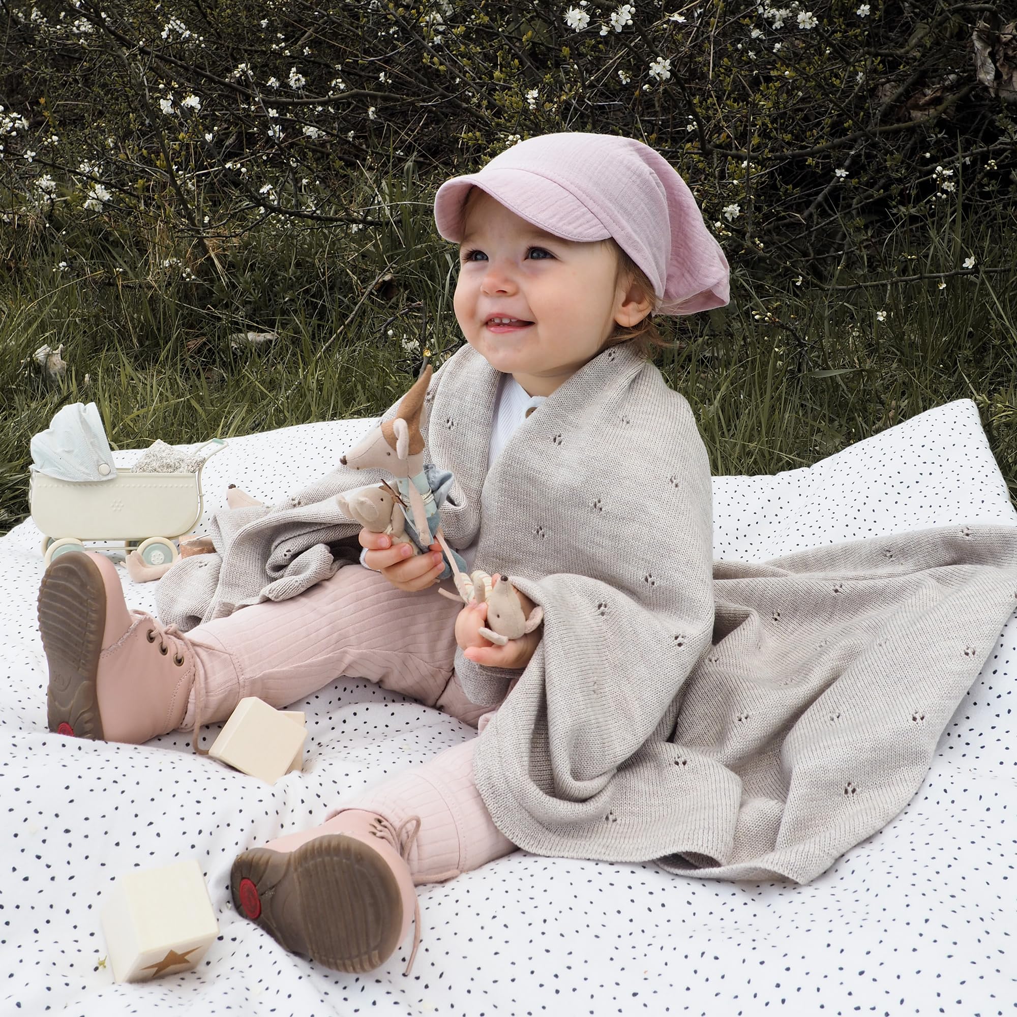 MayLily Babydecke merinowolle 80x100 cm – 100% Merino Wolle – Hergestellt in EU – Handgefertigt – Hypoallergen – Temperaturregulierend für Sommer und Winter – Leicht und transportfreundlich – Blau