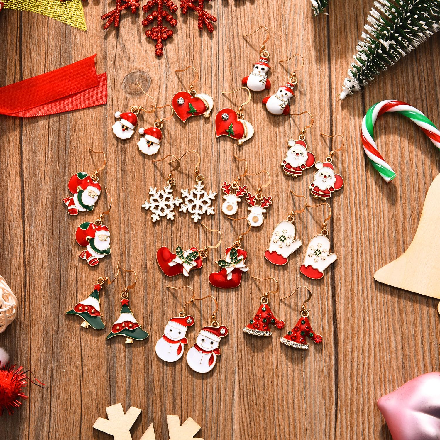 12 Paires Boucles d'Oreilles Pendantes de Noël - Ensemble de Bijoux Stud pour Femmes, Filles, Enfants - Goutte, Bonhomme de Neige, Flocon (Ensemble de Style 1)