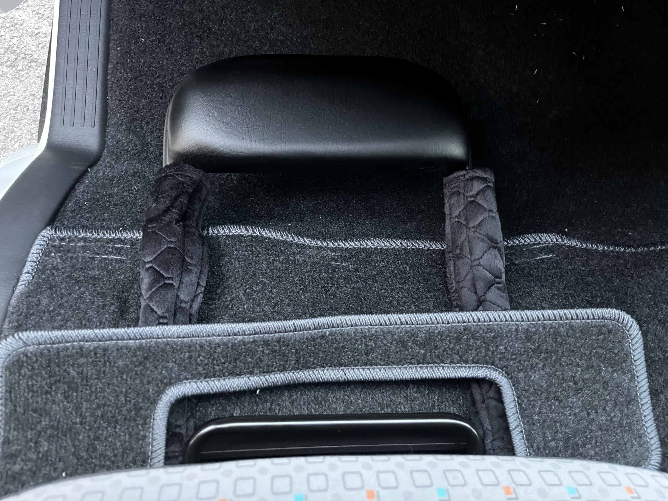 Amazon.co.jp: ハイエース フットレスト200系1型~8型対応 助手席専用