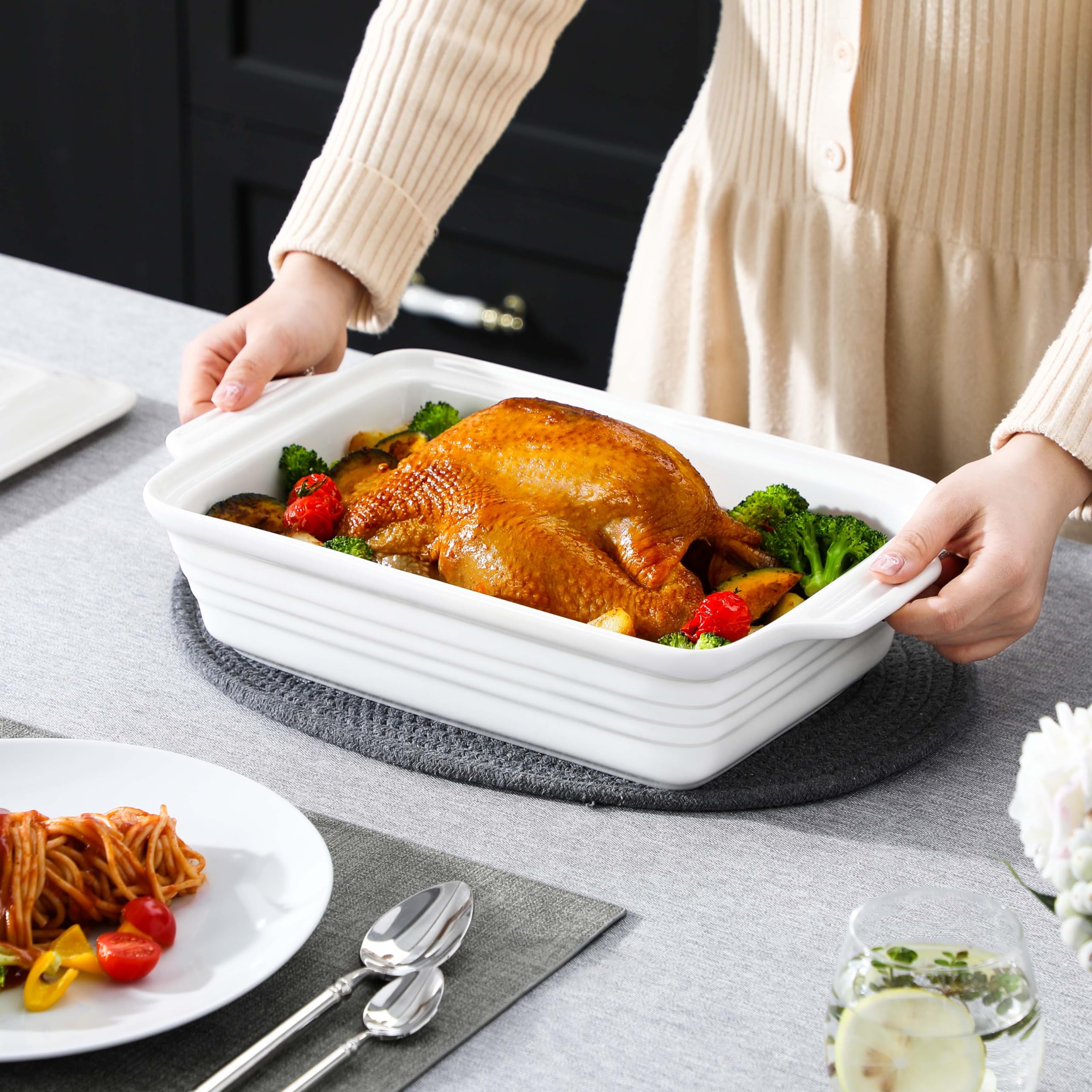 Amazon.com: MALACASA 4.4 Qt Casserole Dish for Oven, Porcelain