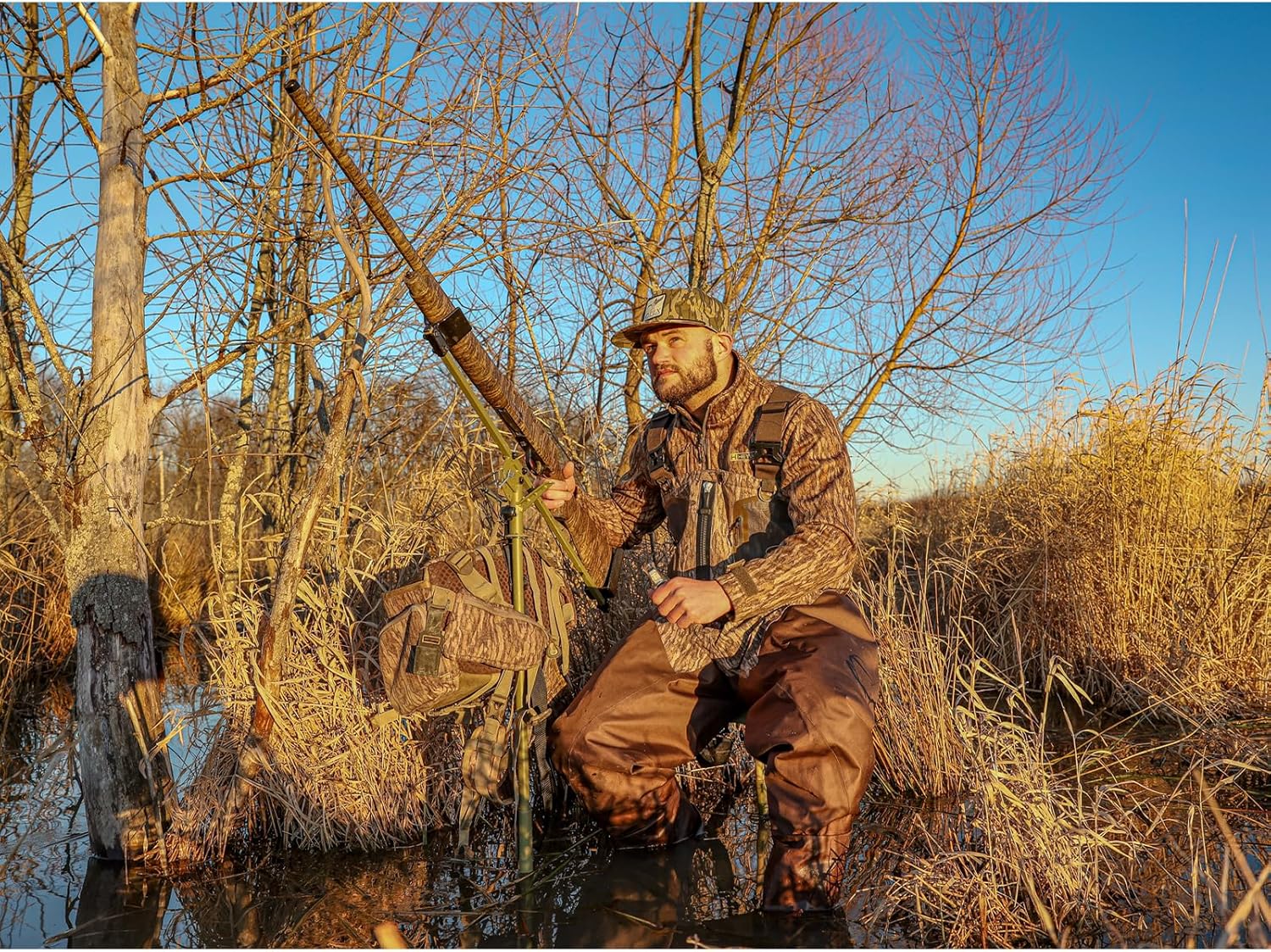 AVIAN-X Ultimate Gun & Gear Stick For Waterfowl Hunting - Lightweight Durable Solid Stable Adjustable OD Green Powder-Coated Stick with Carry Strap