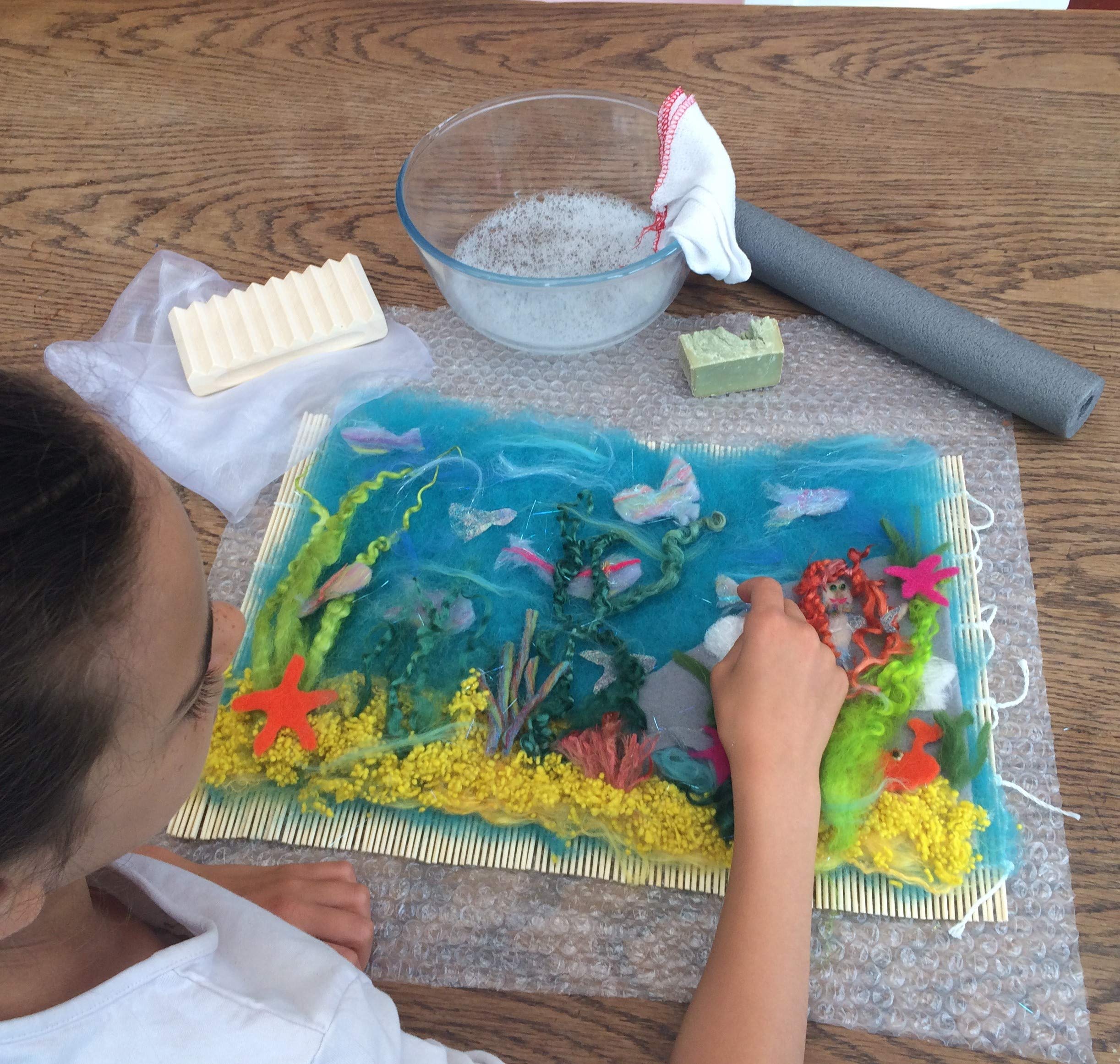 heidifeathers Dyed Wool Batts - Choose Size and Colour (Large (7 oz), Aqua)