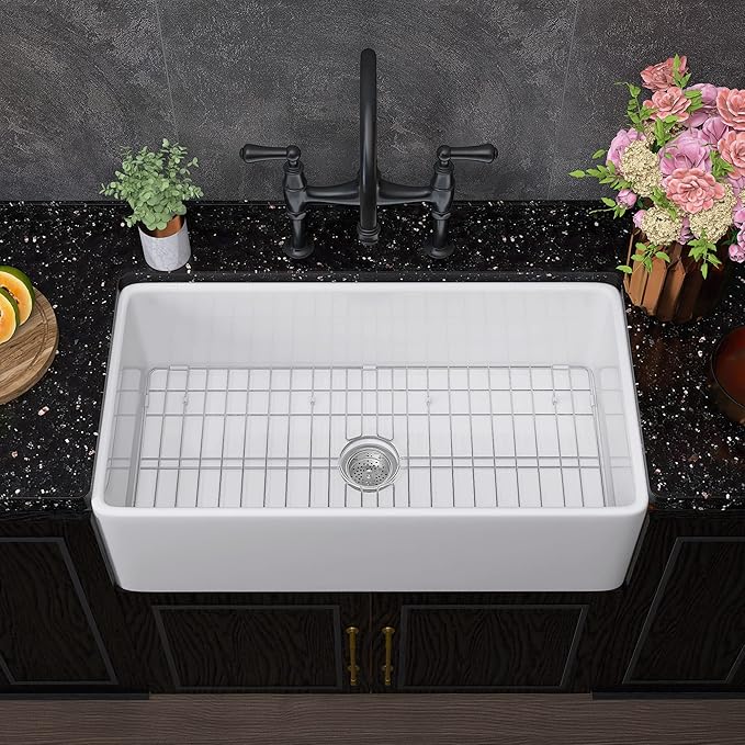 Miuara Farmhouse Sink 30 Inch x 18 Inch Fireclay White Farmhouse Sink