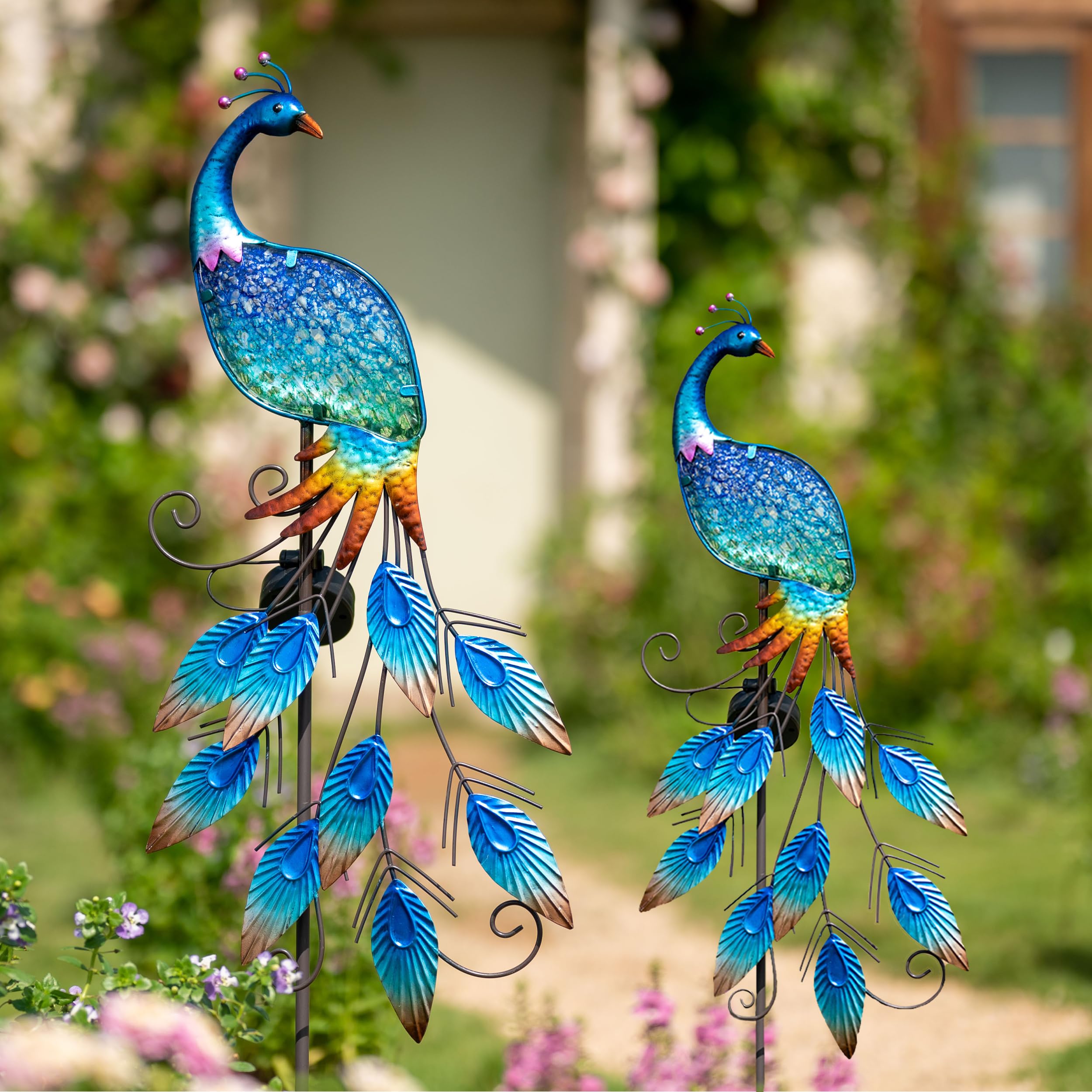TERESA'S COLLECTIONS Gartendeko für draußen, Solarlampe für Außen, Pfau Gartenleuchte Metall wasserdichte Wegeleuchte für Terrasse,Hof,Blau, Geschenk für Frauen/Mama/Papa,102cm(L)