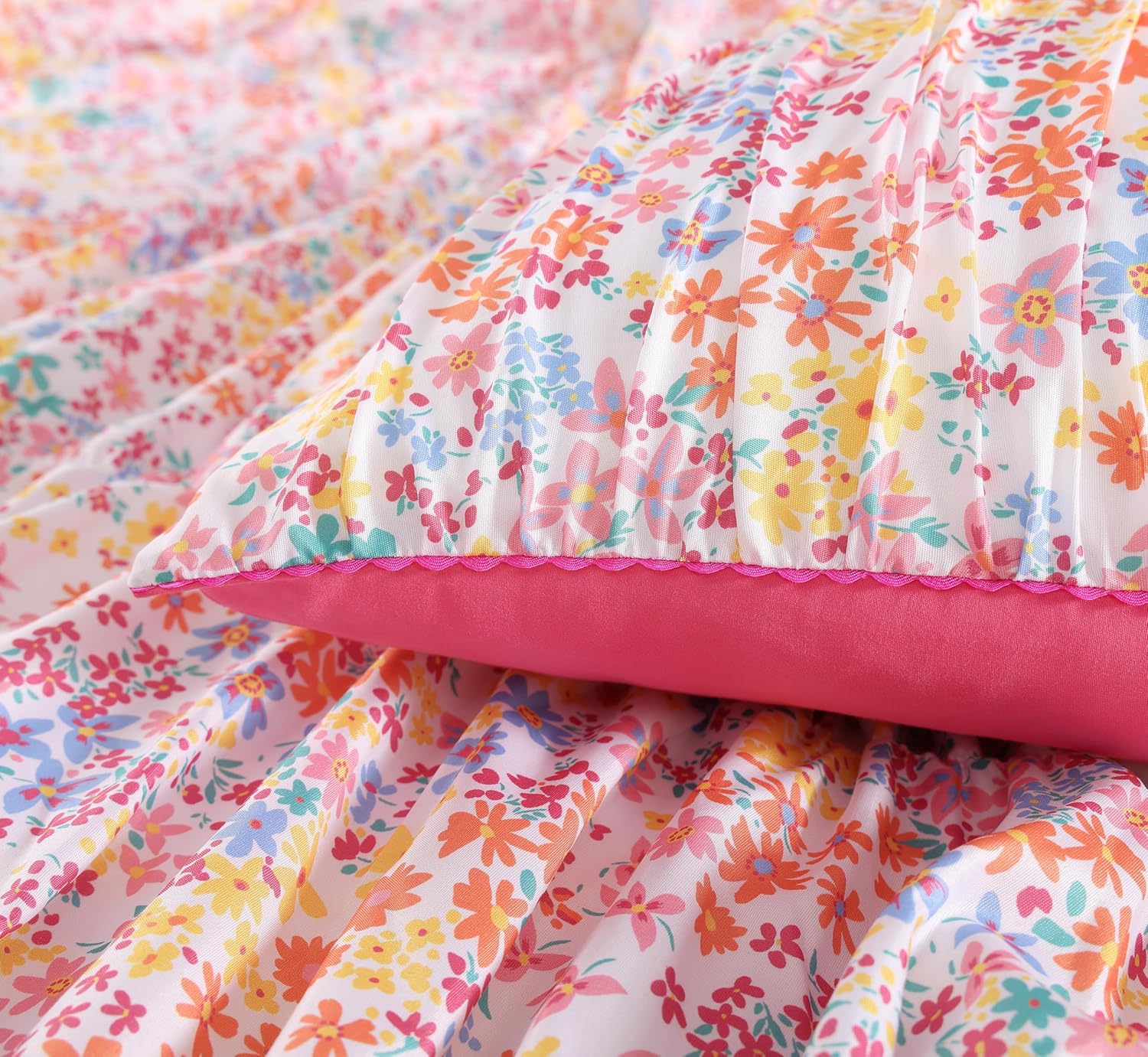 Garden Posies Pink 4-Piece Embellished Soft Microfiber Comforter Set - Full