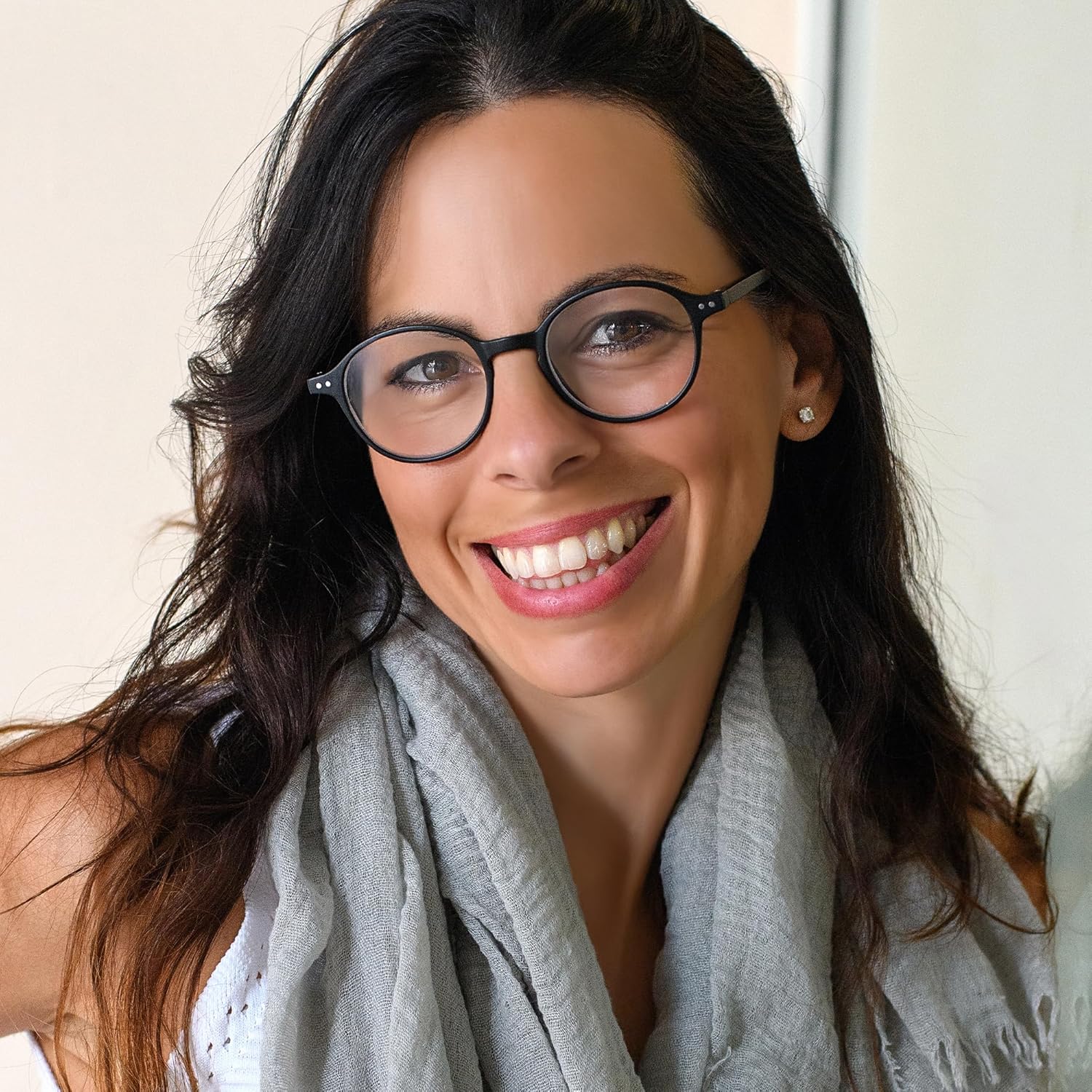 2SeeLife Black Round Reading Glasses for Men & Women – Trendy Retro Designer Readers with Solid & Sturdy Frame, Spring Hinges, Scratch Resistant, Premium Fit for All Face Shapes, Strength 1.00 Black 1.0 x image 3 of 8 B0DGGFYQWL