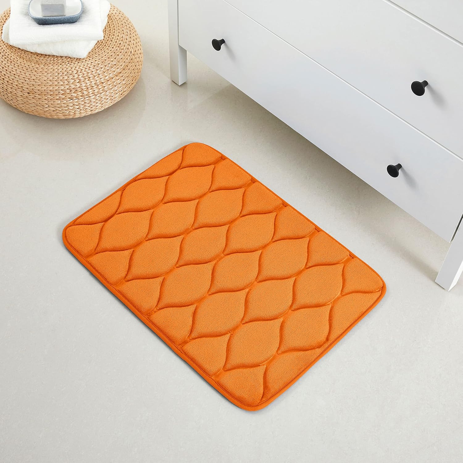Yafa Home Fashion Oval Shaped Design Embossed Solid Color Memory Foam Soft Bathroom Rug Non-Slip PVC Backing