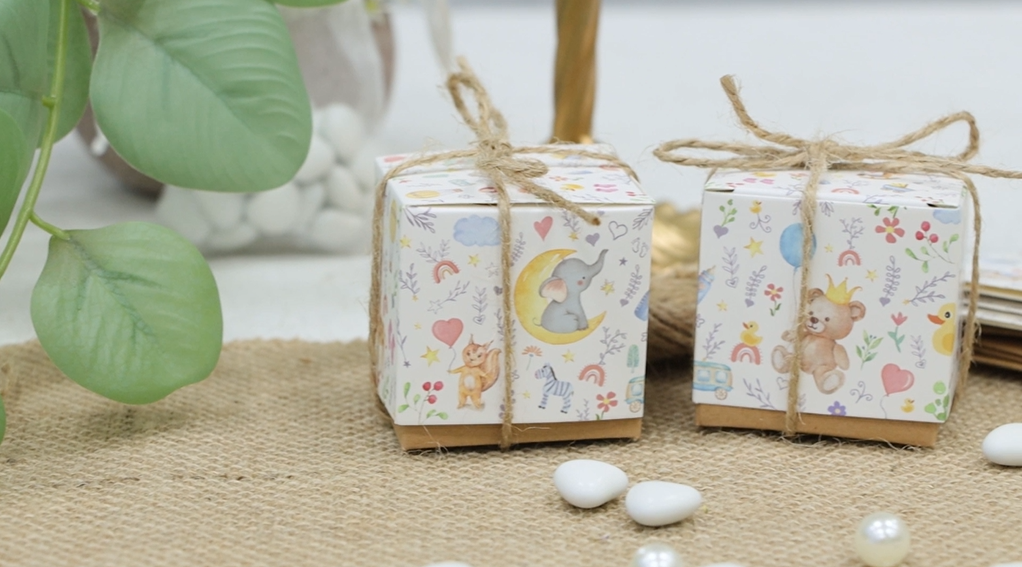50 Boîtes Cadeaux Communion 5x5x5cm Avec Corde Jute - Baptême, Confirmation - Décor Ange Et Graal