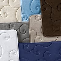 Vista 4 de Lavish Home - Juego de 2 tapetes de baño de espuma viscoelástica con parte superior de forro polar coral en relieve, alfombras absorbentes