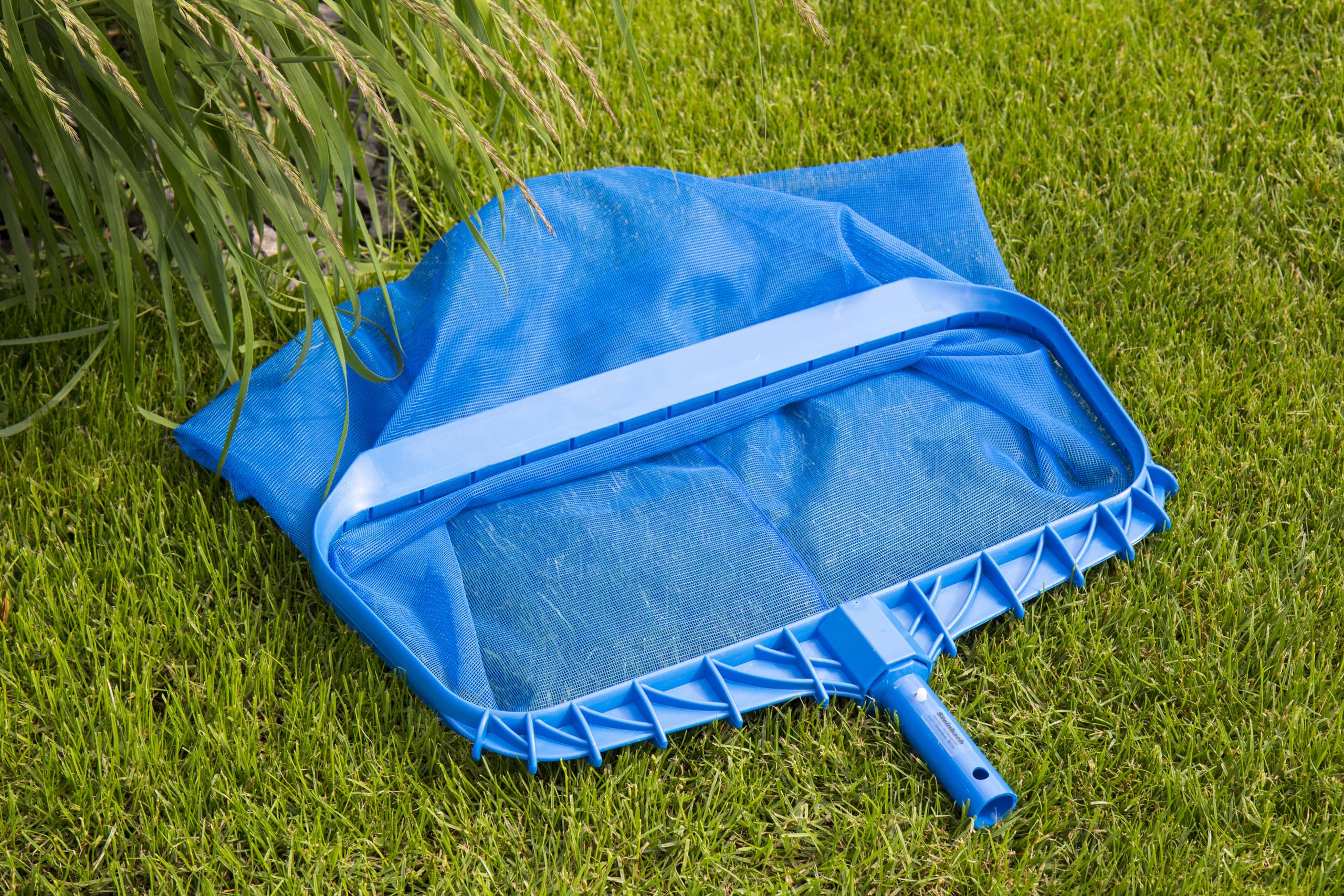 Steinbach eliminando Le Foglie di Piscine Fuori Terra a Rete con Montatura di plastica Rinforzato e Attacco per Asta telescopica, Blu, 515 x 235 x 410 mm