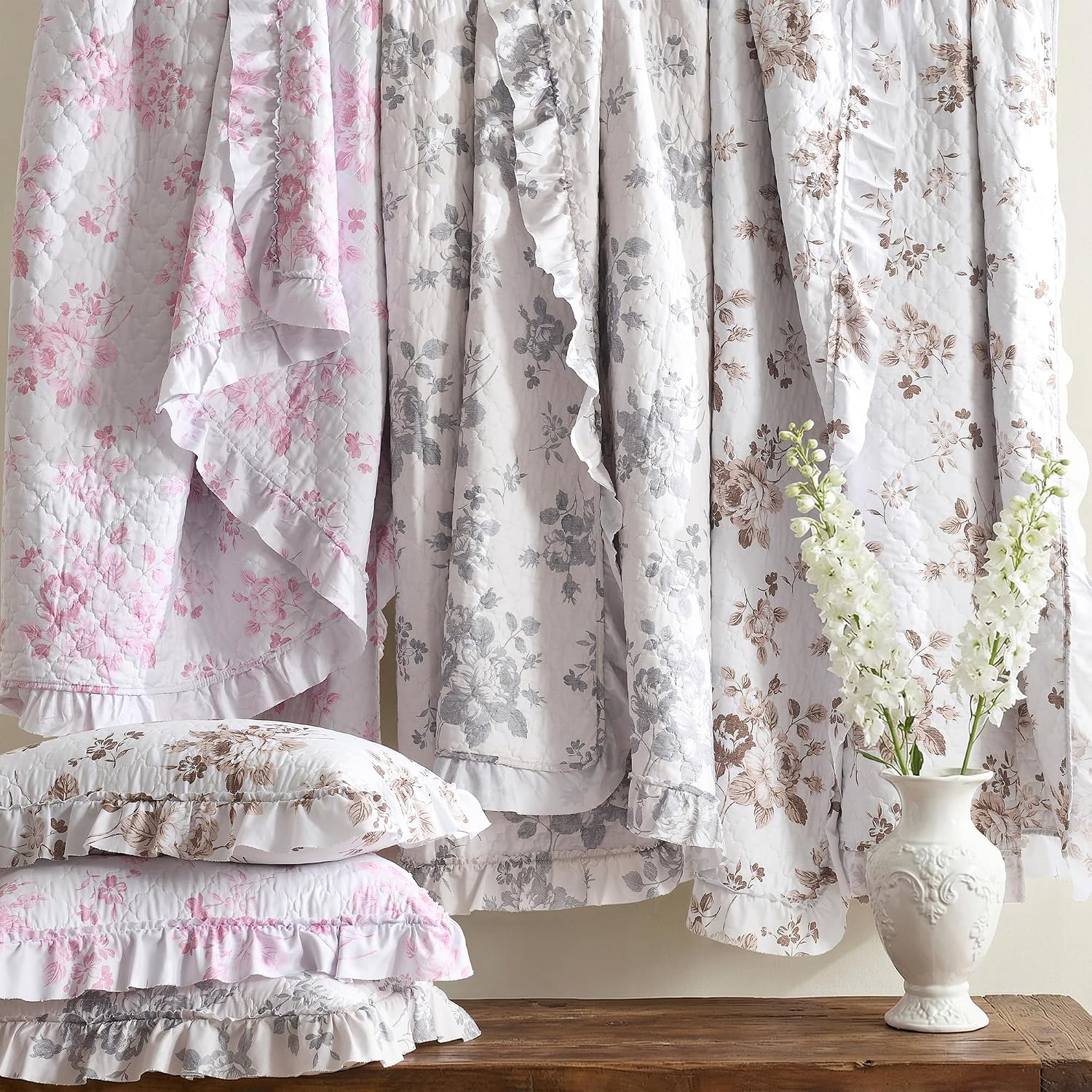 HORIMOTE HOME Khaki Ruffled Quilt Queen Size with 2 Pillow Shams, Shabby Chic Floral Printed Reversible Bedspread Coverlet, Soft Lightweight Comforter Bed Cover for All Season, 3 Pieces, 90x96 inches