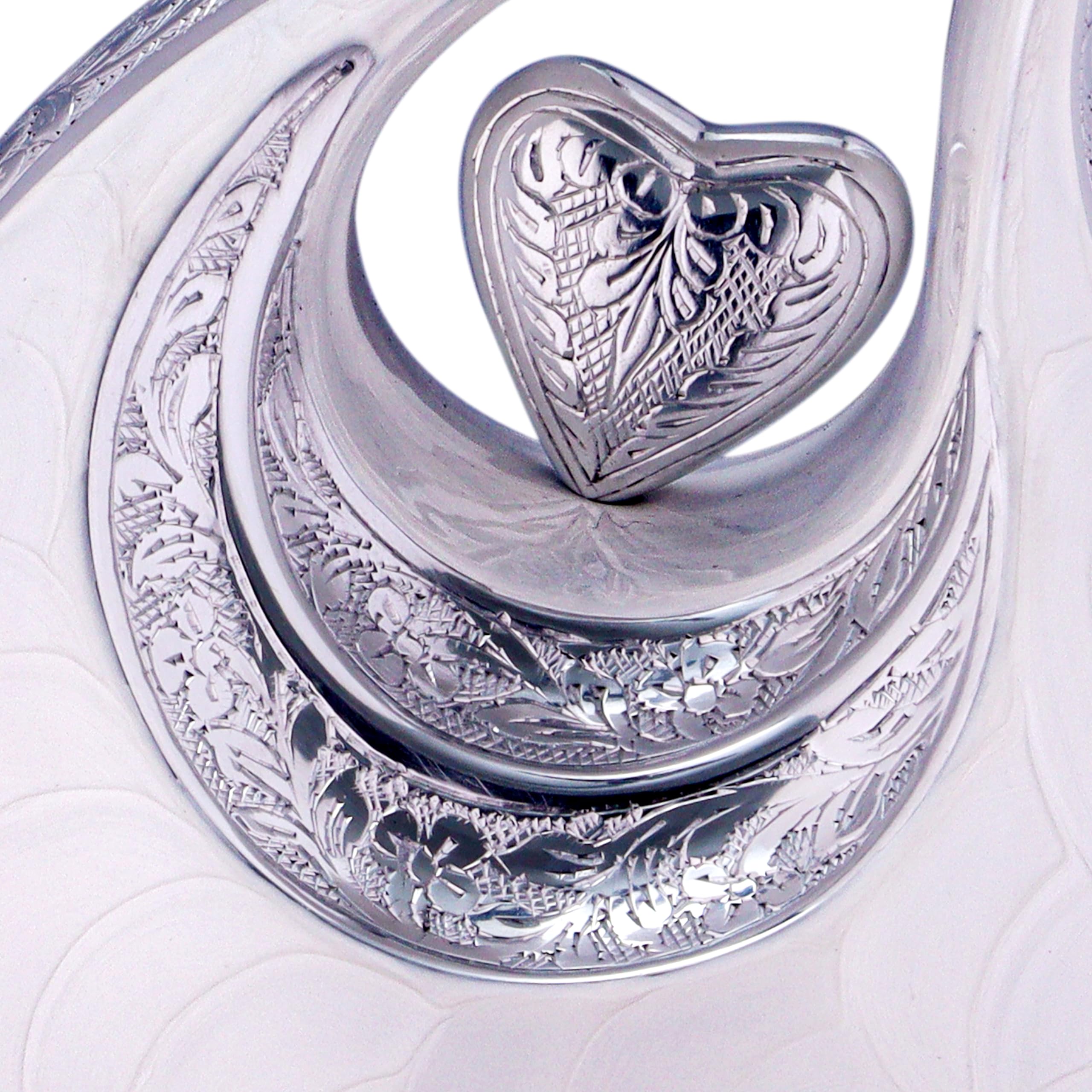 Grande urne en Forme de Larme Blanche avec cœur en Argent pour Cendres humaines – Urnes pour Hommes et Femmes Adultes – Urne en Forme de cœur, 2,5 LTR, Blanche avec cœur en Argent