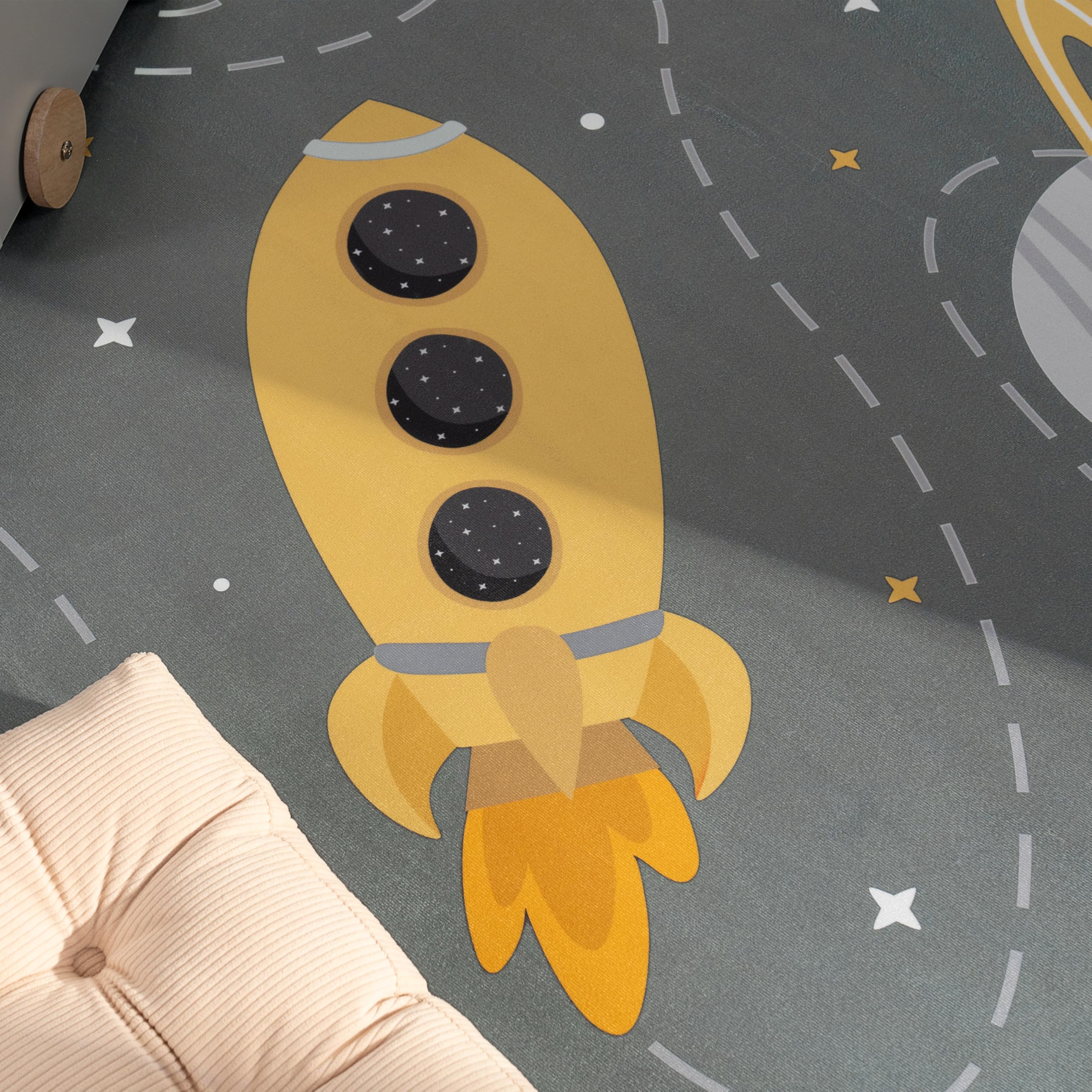 Paco Home Tapis Chambre Enfant Bebe Fille Garcon Antidérapant Etoile Planète Fusée Lavable en Machine Gris Bleu Jaune, Dimension:140x200 cm