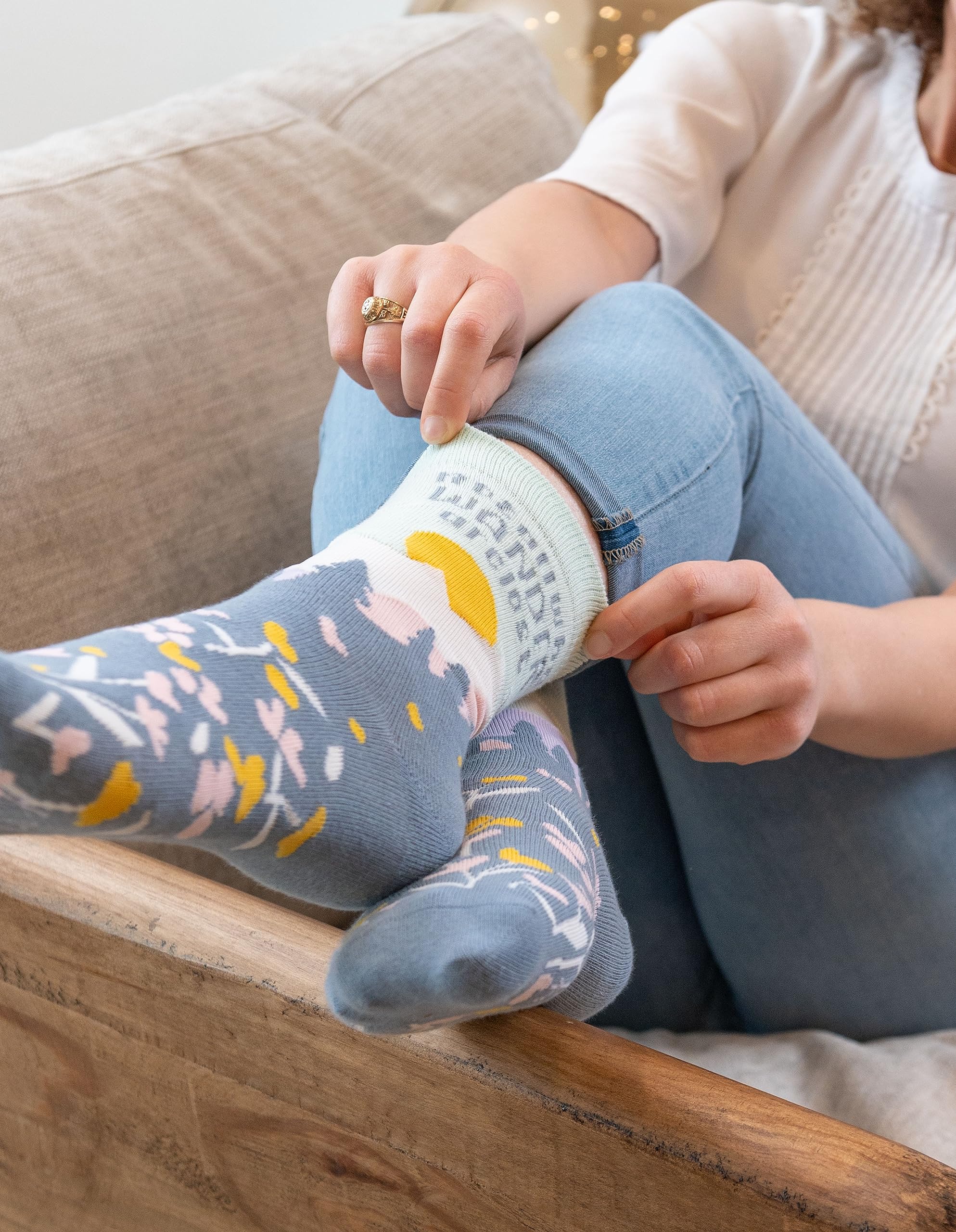 Karma Womens Crew Sock, Lemon Tree, 1 Pair Pack Of 1 US