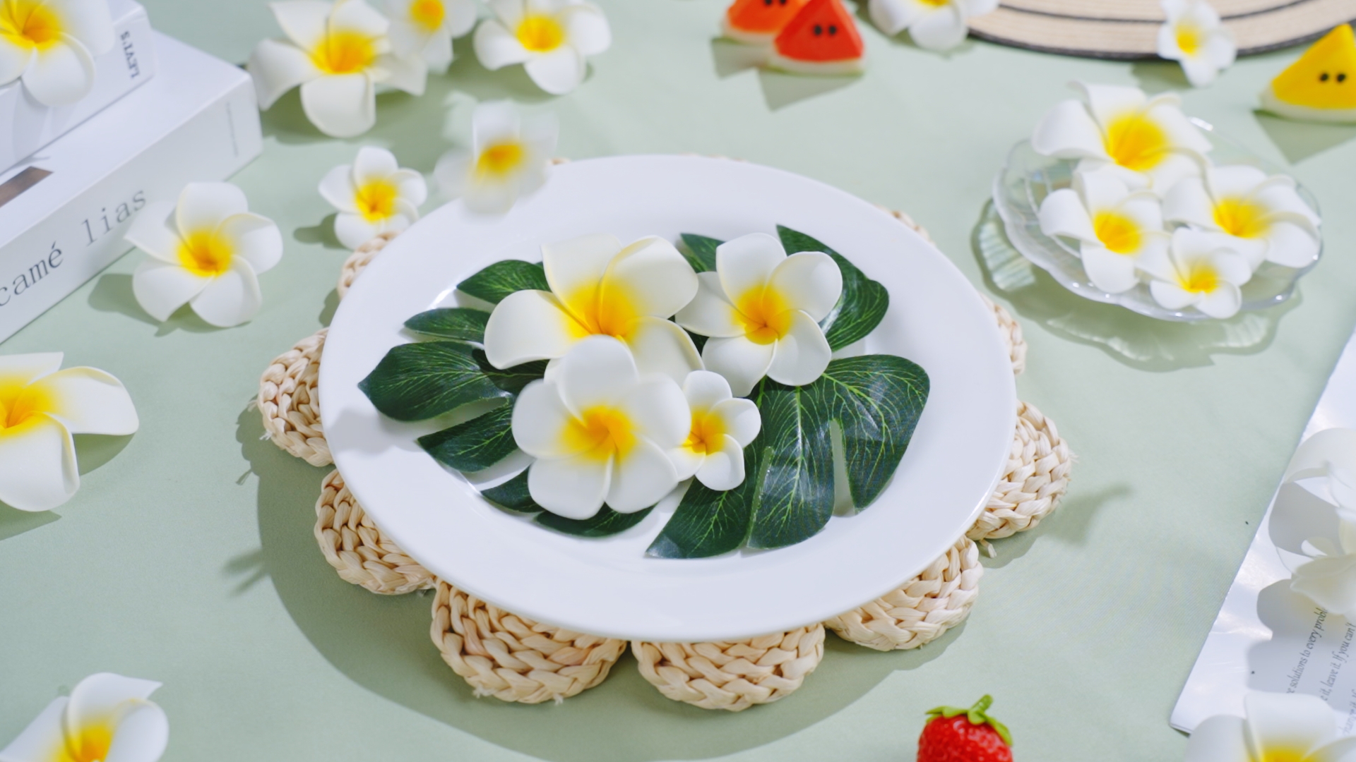 Riaxuebiy 100pcs 2.36 inch Diamètre en Mousse Plumeria Hawaïenne Frangipanier Fleur Artificielles pour Mariage Fête Maison Décoration (Bleu