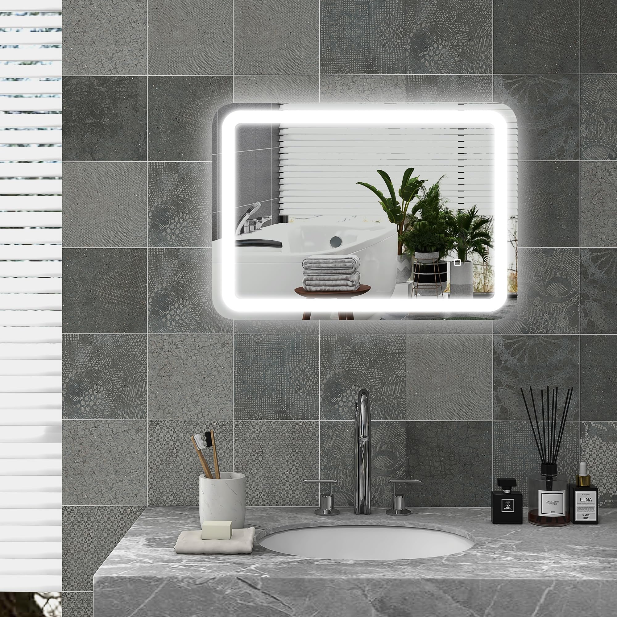 HOMCOM Miroir Salle de Bain avec éclairage 50 x 70 cm, Miroir LED Mural, 3 Couleurs lumière, dimmable, antibuée, mémoire, capteur Tactile, Verre trempé, IP44, Montage Horizontale/​Verticale, argenté