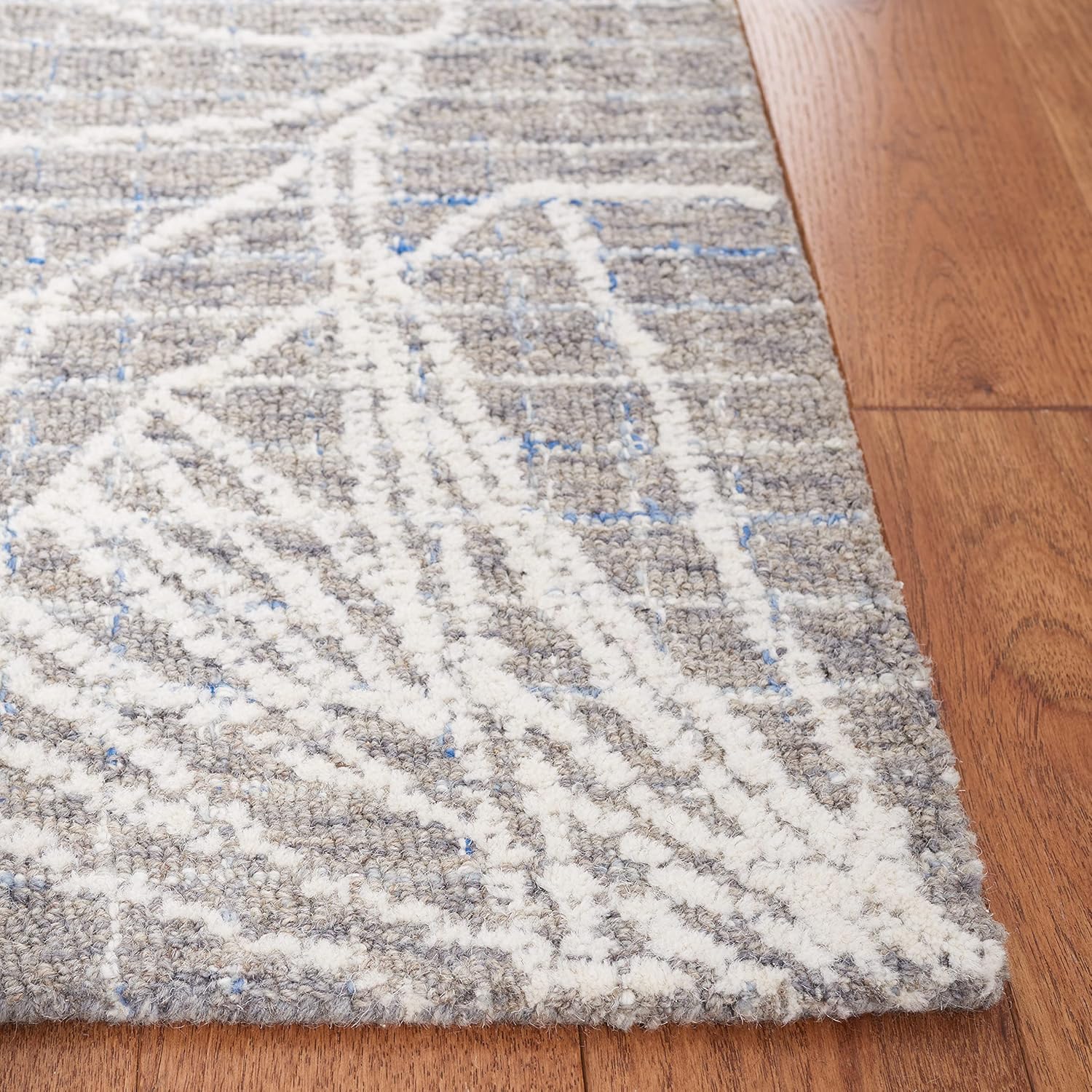 Ivory and Beige Hand-Tufted Wool Area Rug