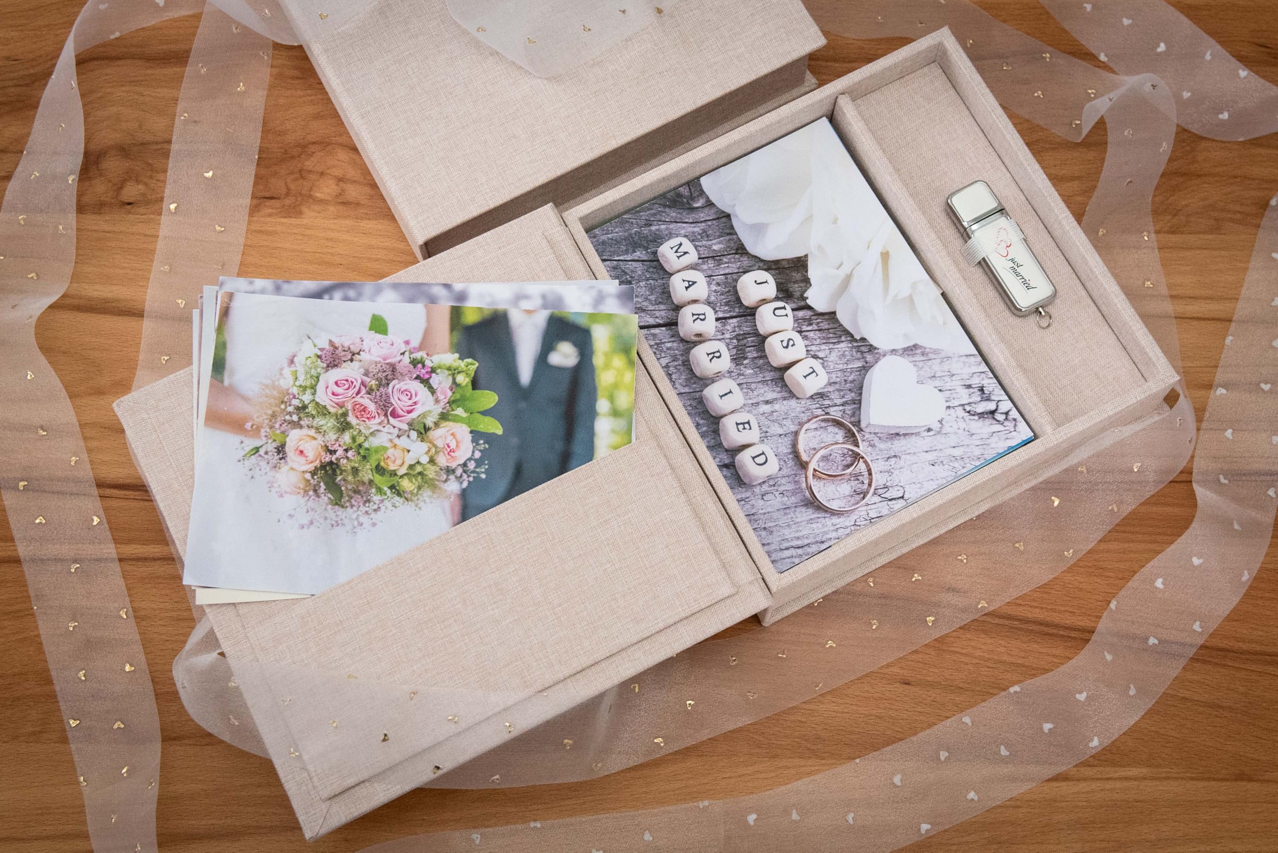 Élégante boîte photo, avec fente USB, boîte cadeau, pour clés USB et tirages photo 10 x 15 cm (sans USB), boîte de rangement, boîte de rangement, boîte à souvenirs, cadeau photo (beige, 18 x 18 x 5 cm